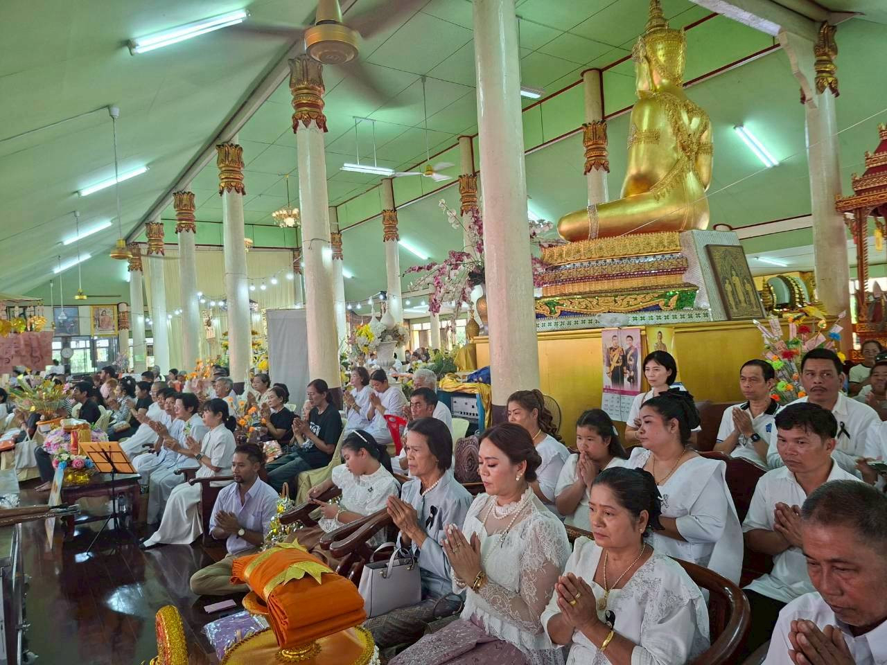 ภาพร่วมพิธีกรรมวัดพระปรางค์มุนี