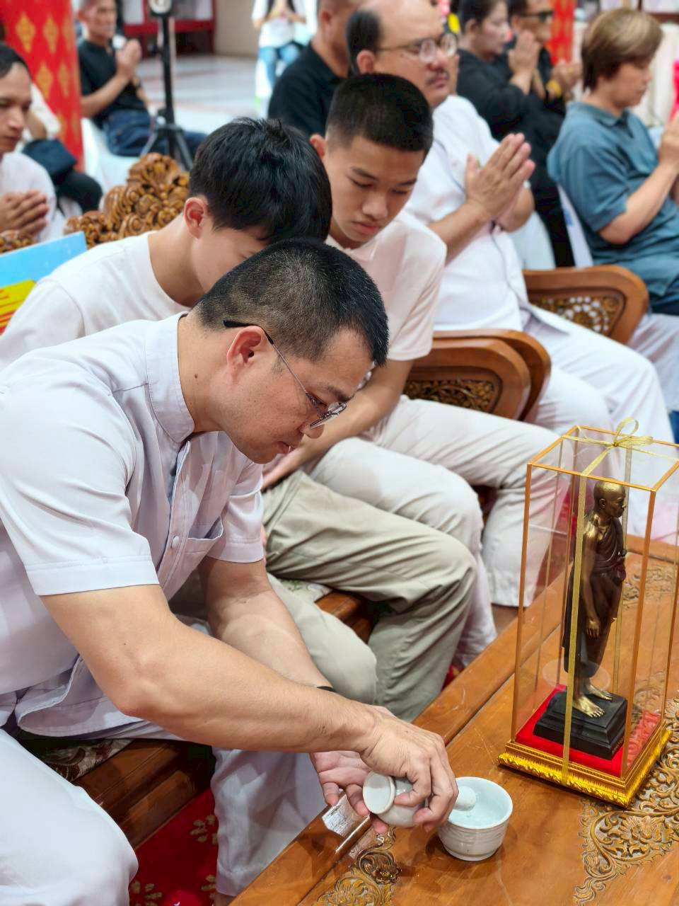 ภาพร่วมพิธีกรรมวัดหนองเสือ