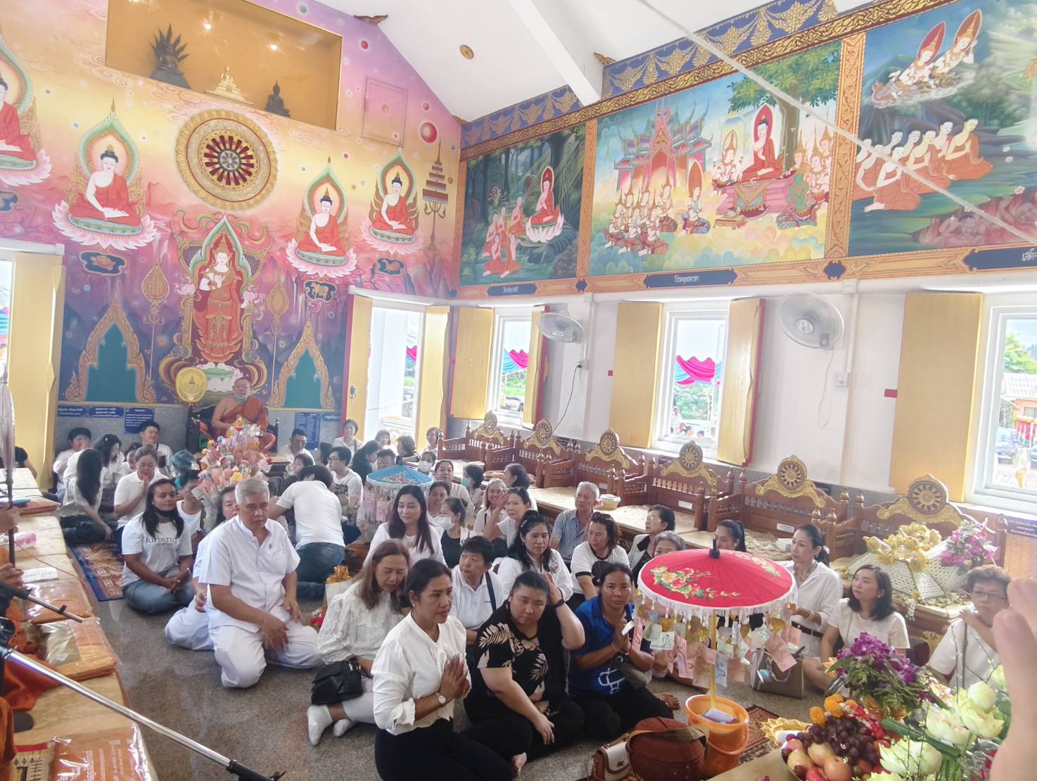 ภาพร่วมพิธีกรรมวัดบัวหลวงกาญจนา