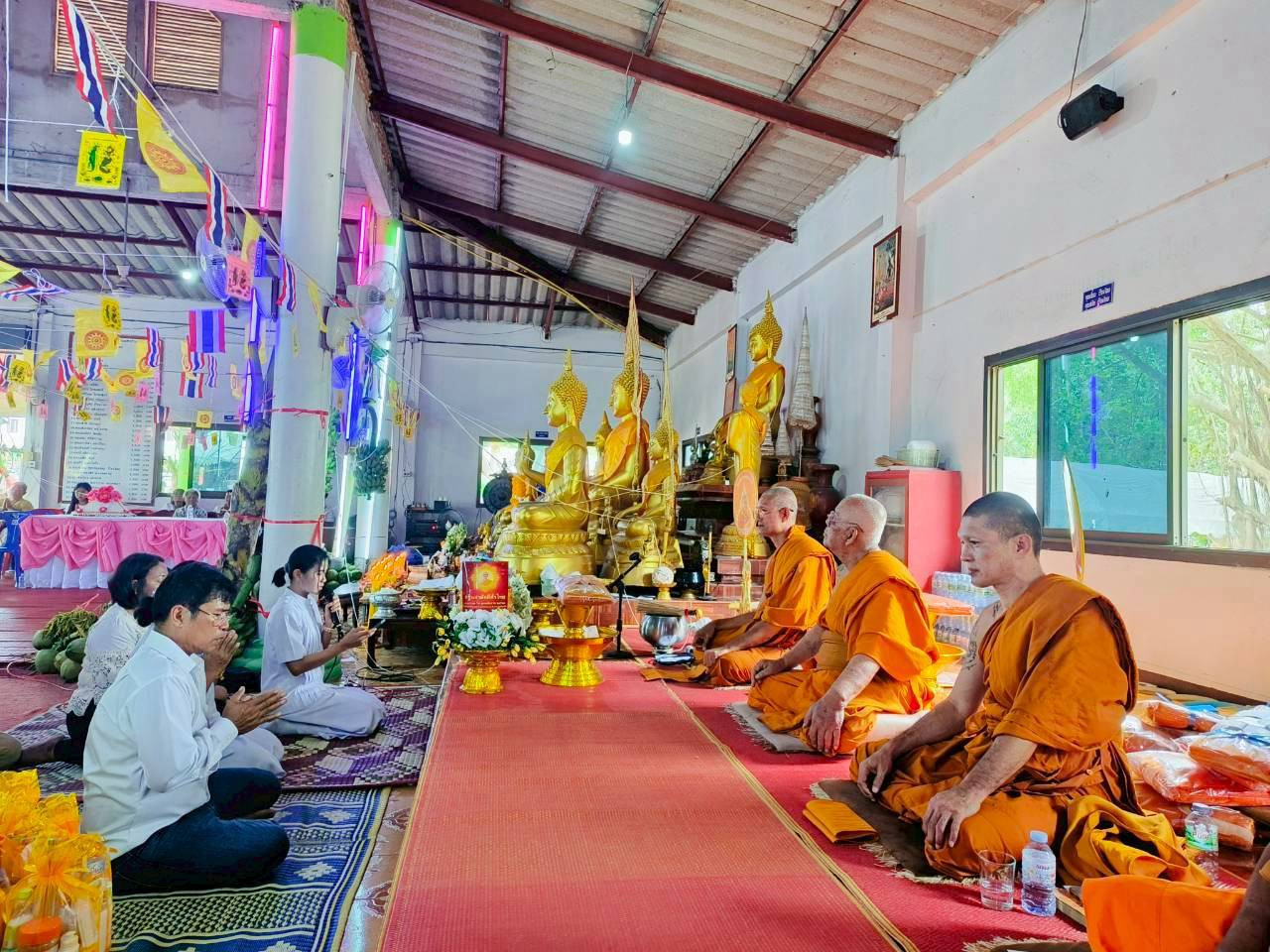 ภาพกล่าวคำถวายกฐินวัดบ้านพัฒนา