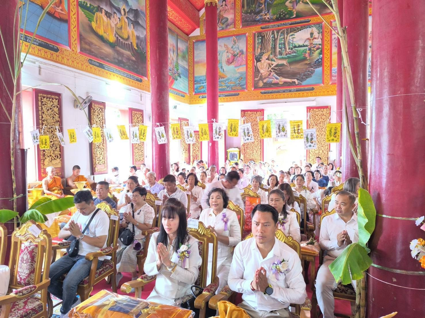 ภาพร่วมพิธีกรรมวัดแม่สาย