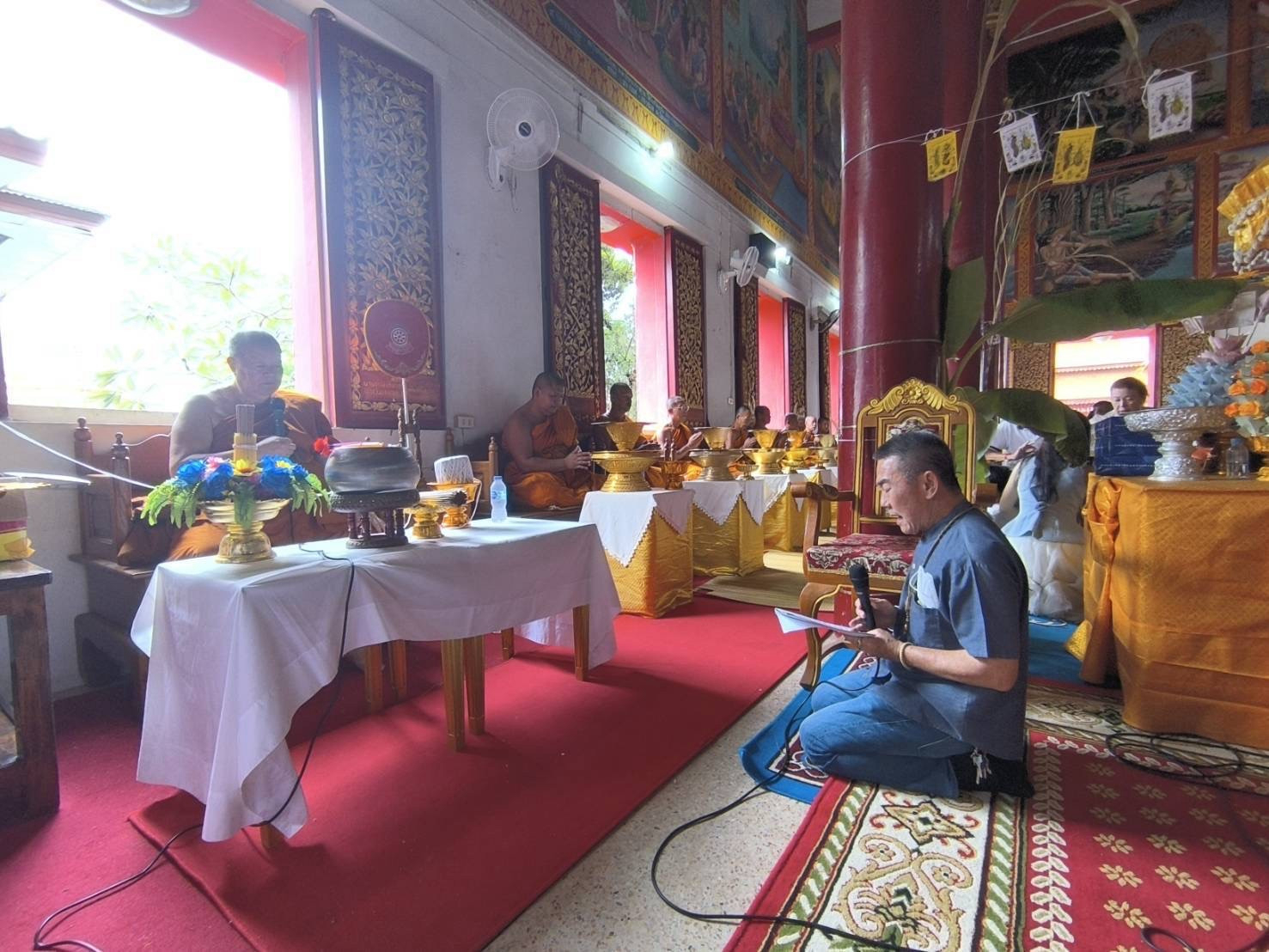 ภาพร่วมพิธีกรรมวัดแม่สาย