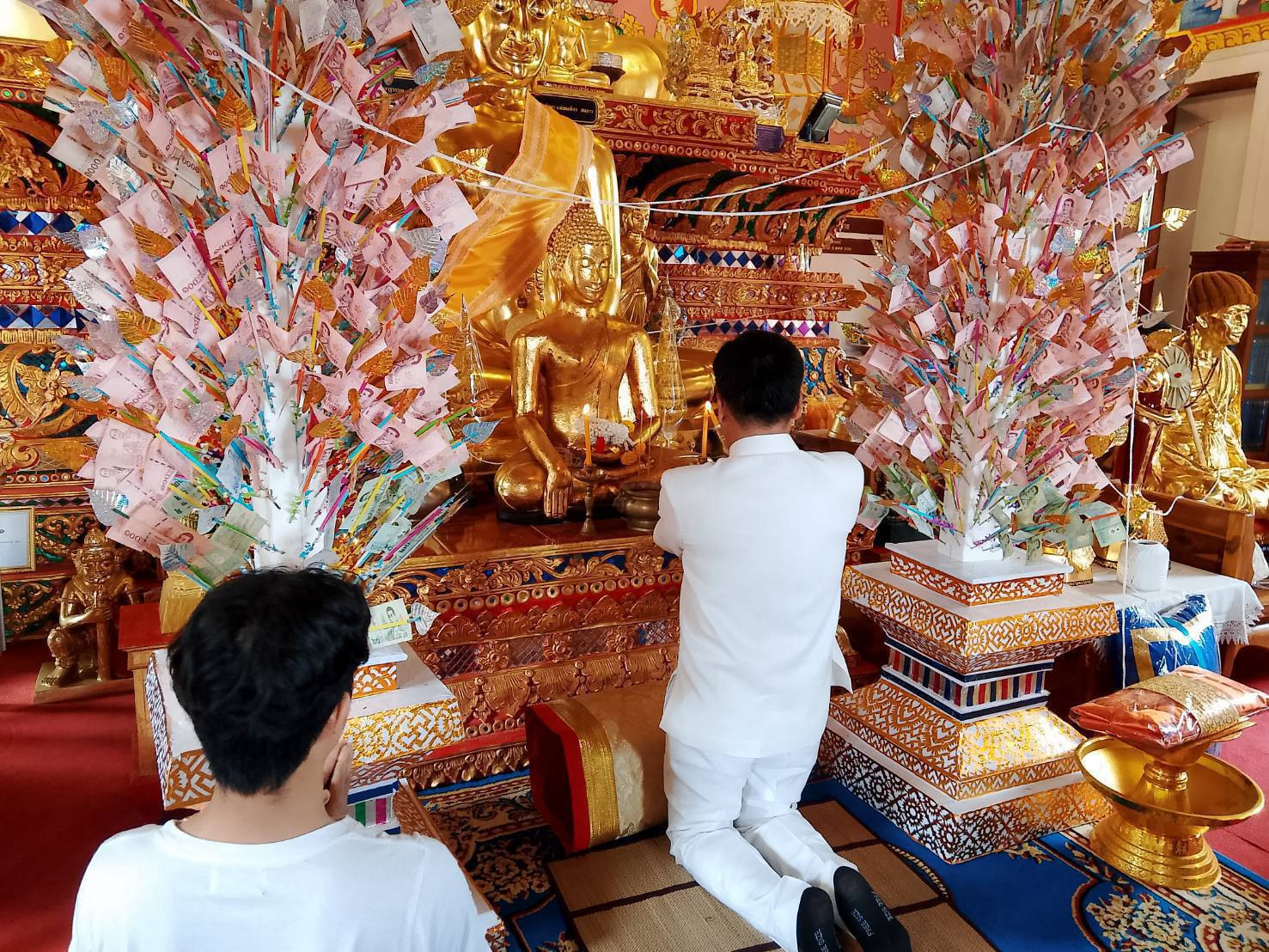 ภาพร่วมพิธีกรรมวัดจามเทวีศรีวัฒนา