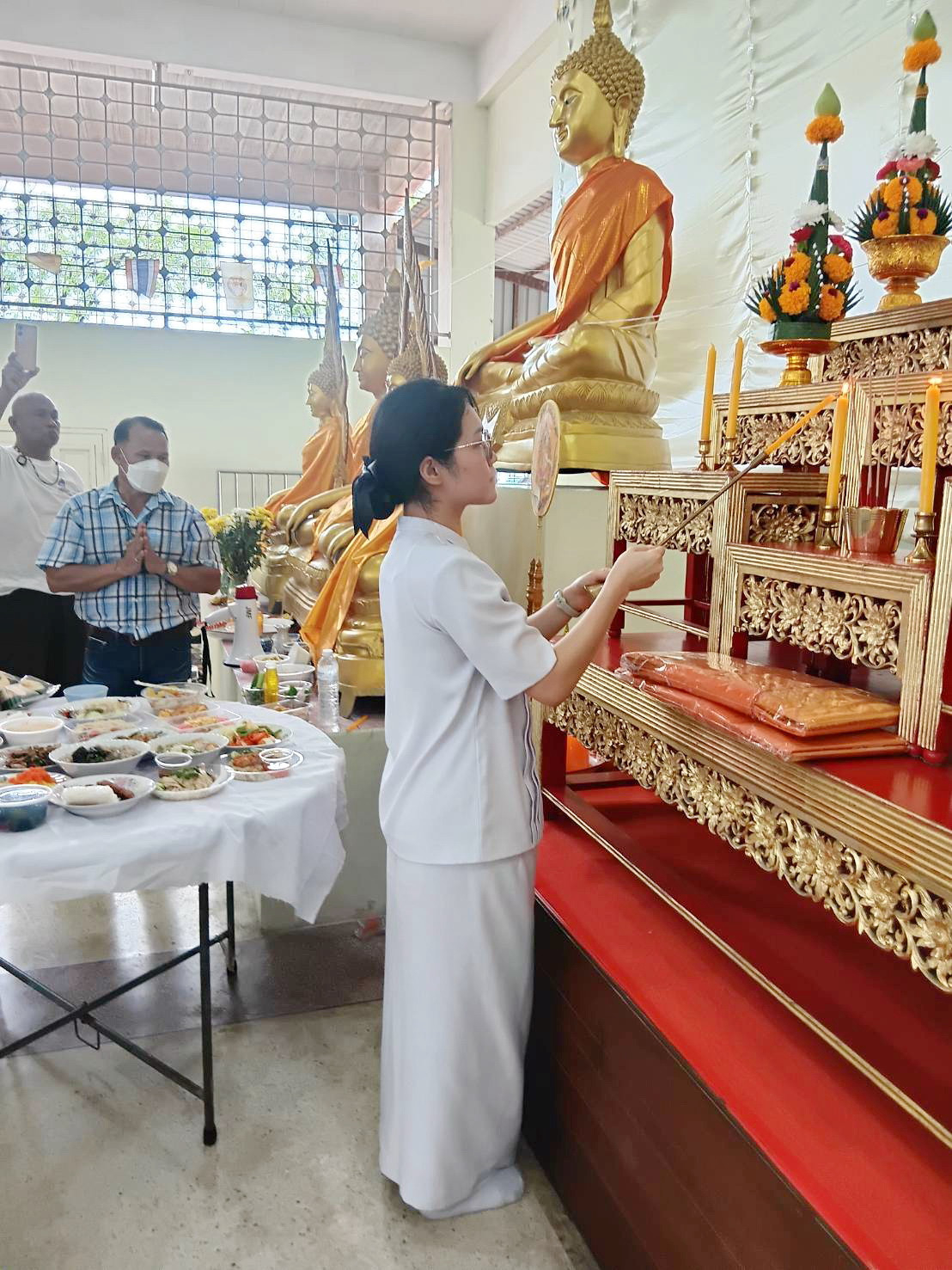 ภาพร่วมพิธีกรรมวัดคลองมะเดื่อ