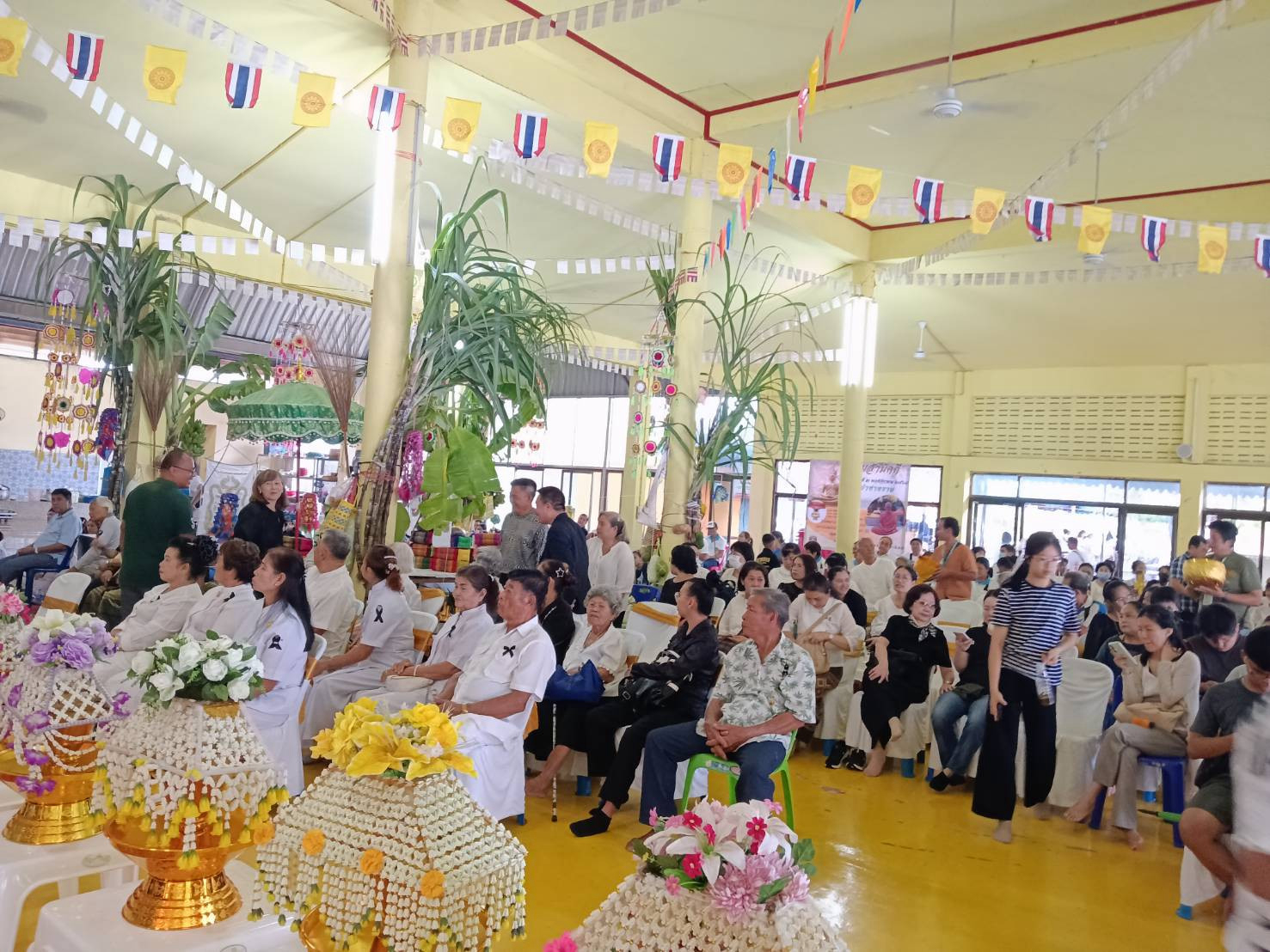 ภาพร่วมพิธีกรรมวัดป่าท่าทราย