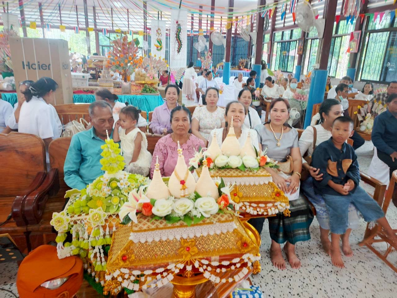 ภาพร่วมพิธีกรรมวัดแฉ่ง