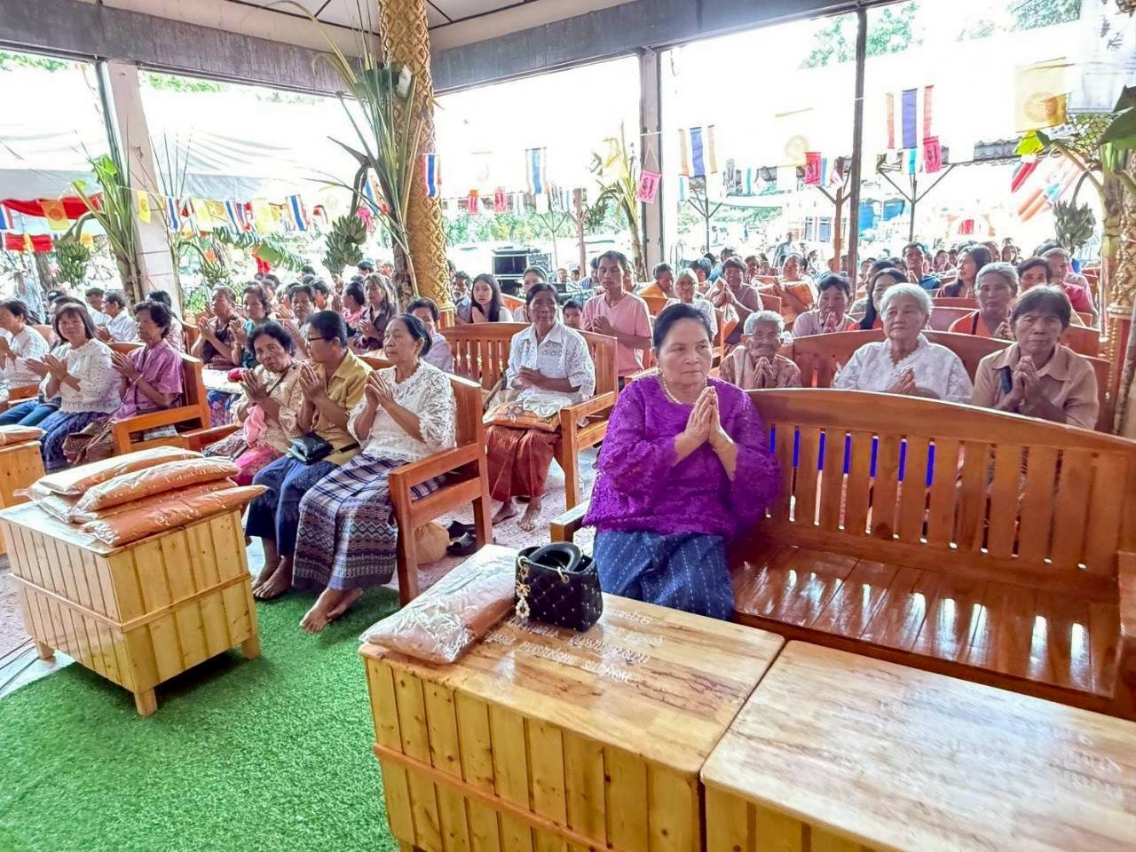 ภาพร่วมพิธีกรรมวัดโนนผักชี