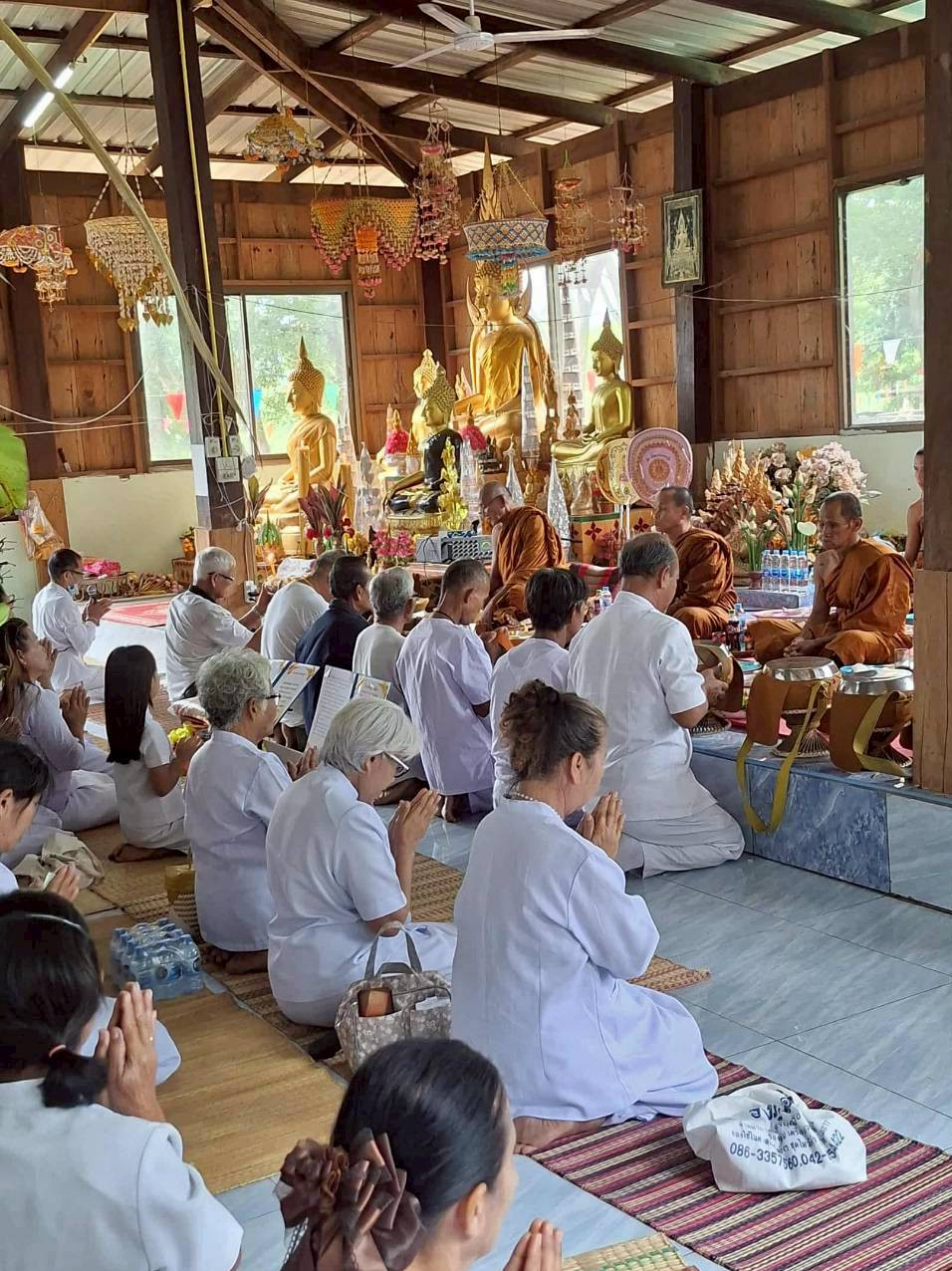 ภาพร่วมพิธีกรรมวัดศิลาสมบัติ