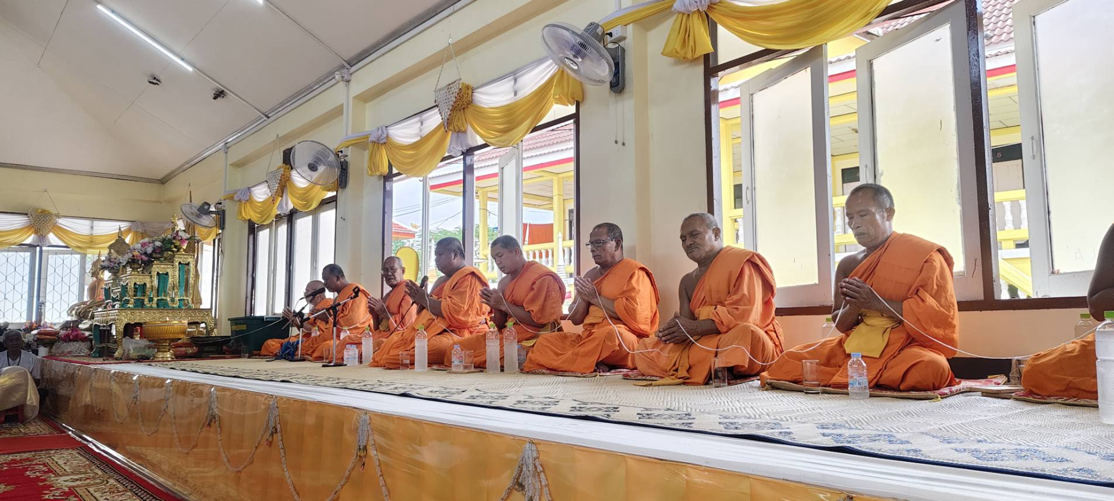 ภาพร่วมพิธีกรรมวัดโพธิยาราม (ทองคง)