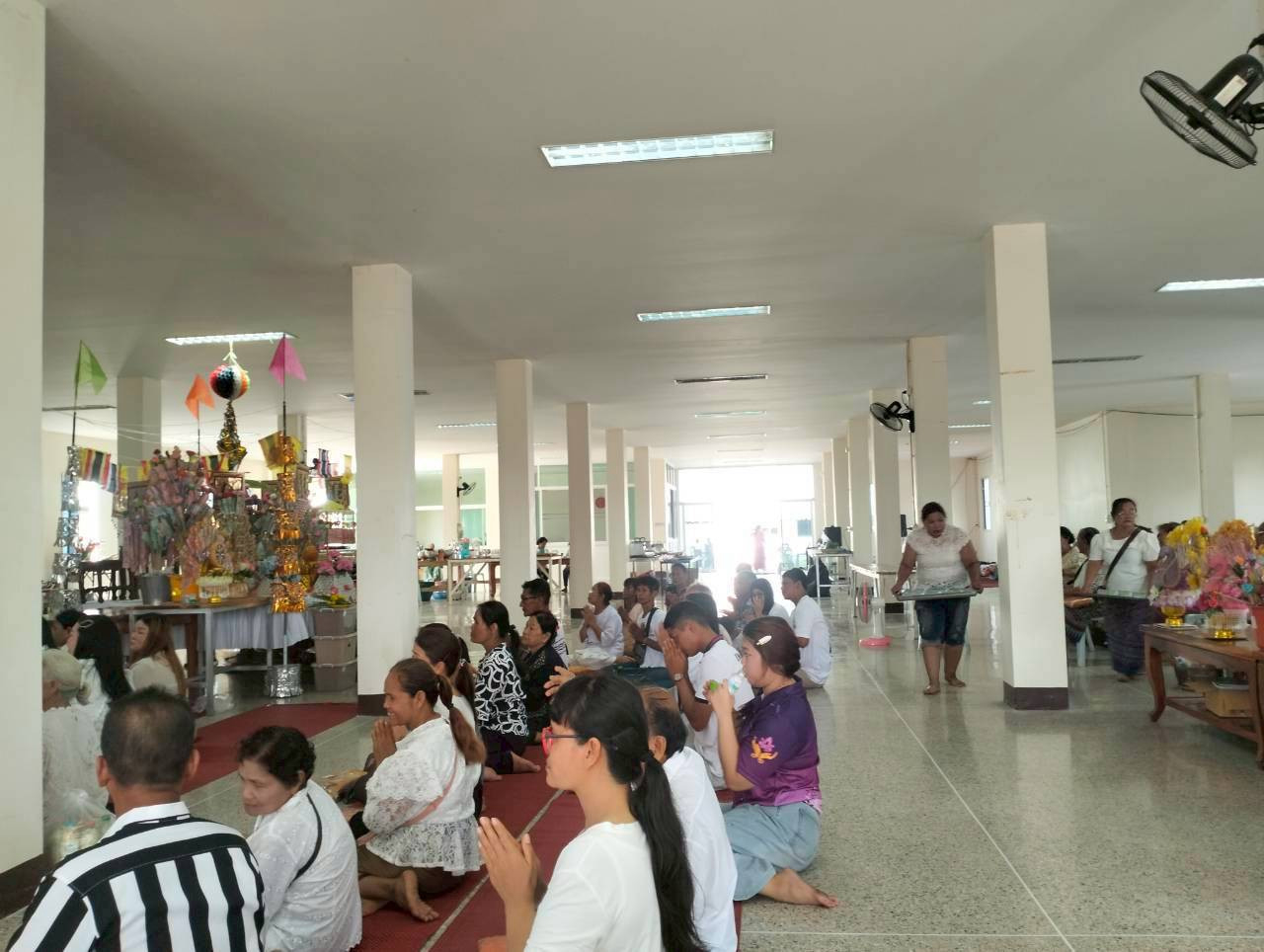 ภาพร่วมพิธีกรรมวัดใหม่สามัคคีธรรม