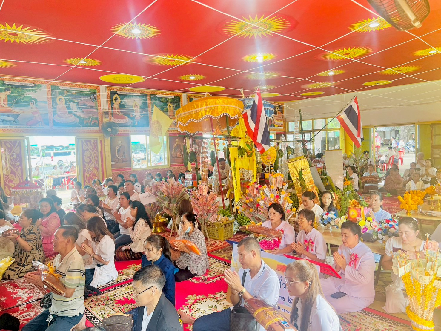 ภาพร่วมพิธีกรรมวัดทุ่งเดิ่นเวฬุวัน