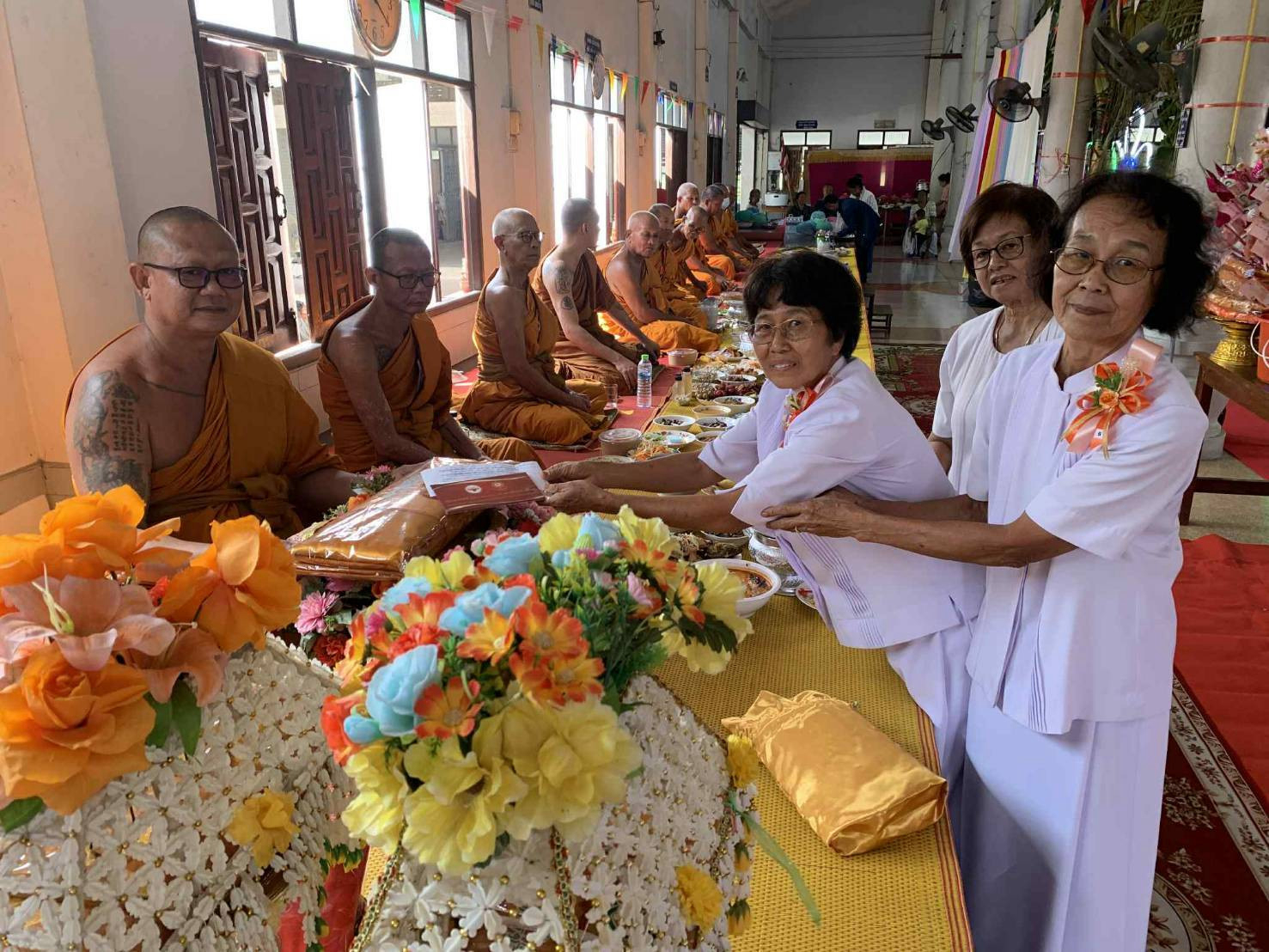 ภาพร่วมพิธีกรรมวัดศรีสุตาราม