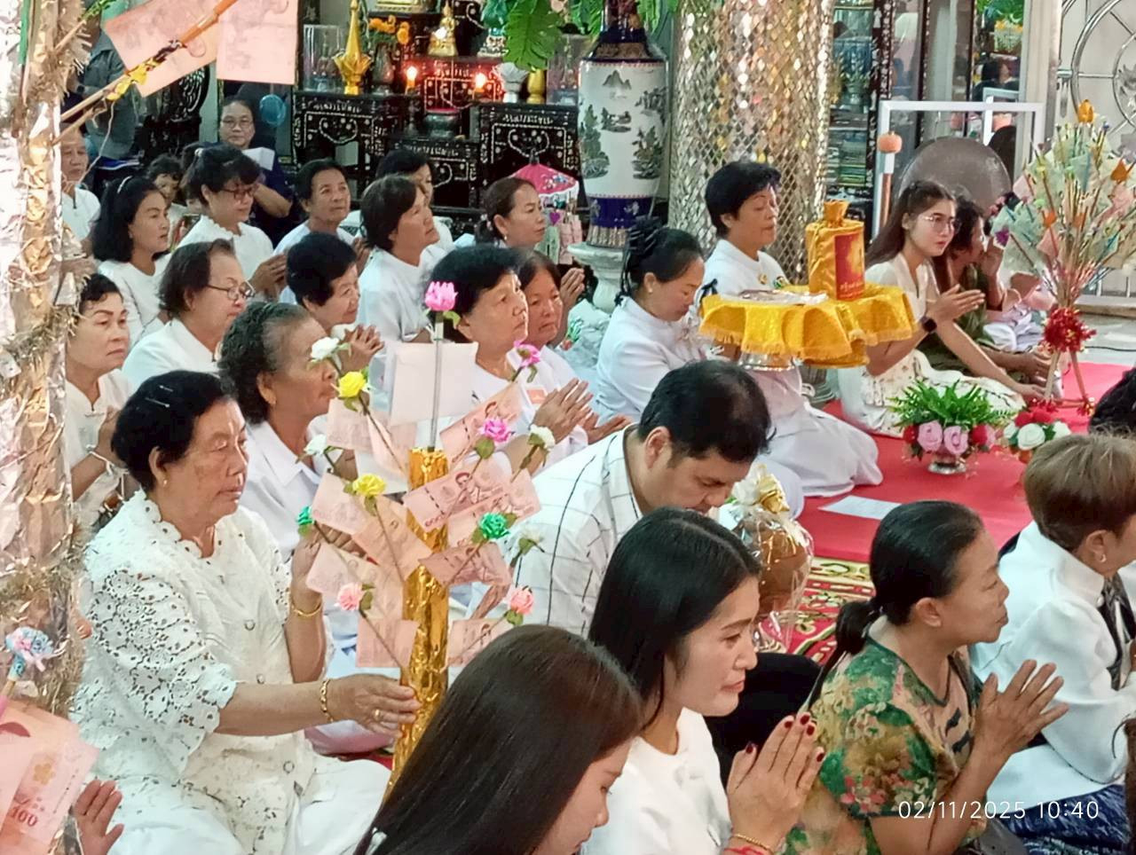 ภาพร่วมพิธีกรรมวัดพันทคีรี