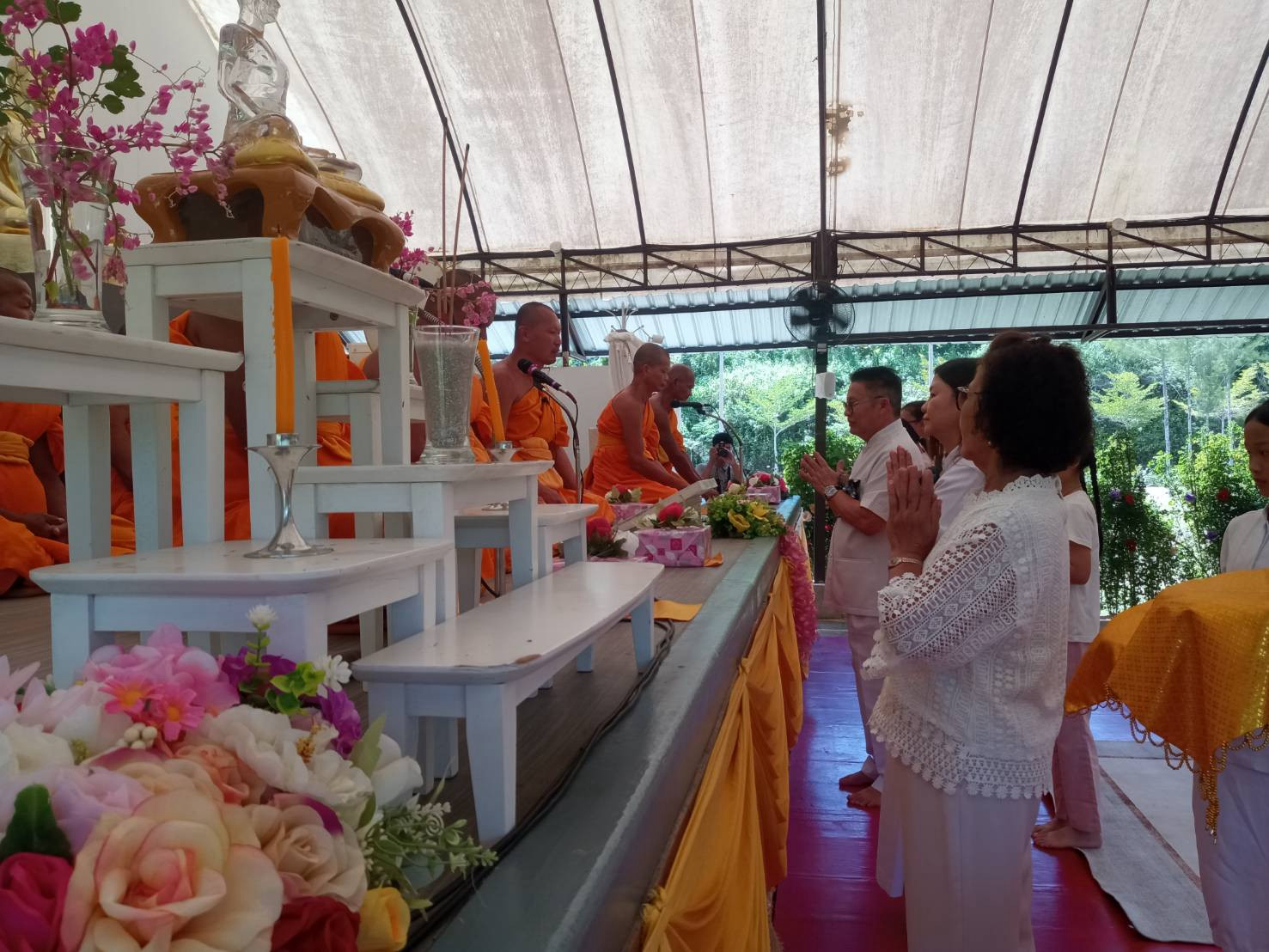 ภาพร่วมพิธีกรรมศูนย์ปฏิบัติธรรมนานาชาติเบตง ยะลา