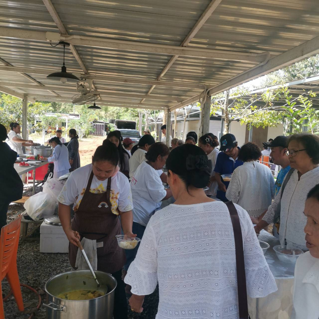 ภาพร่วมพิธีกรรมศูนย์ปฏิบัติธรรมนานาชาติเบตง ยะลา