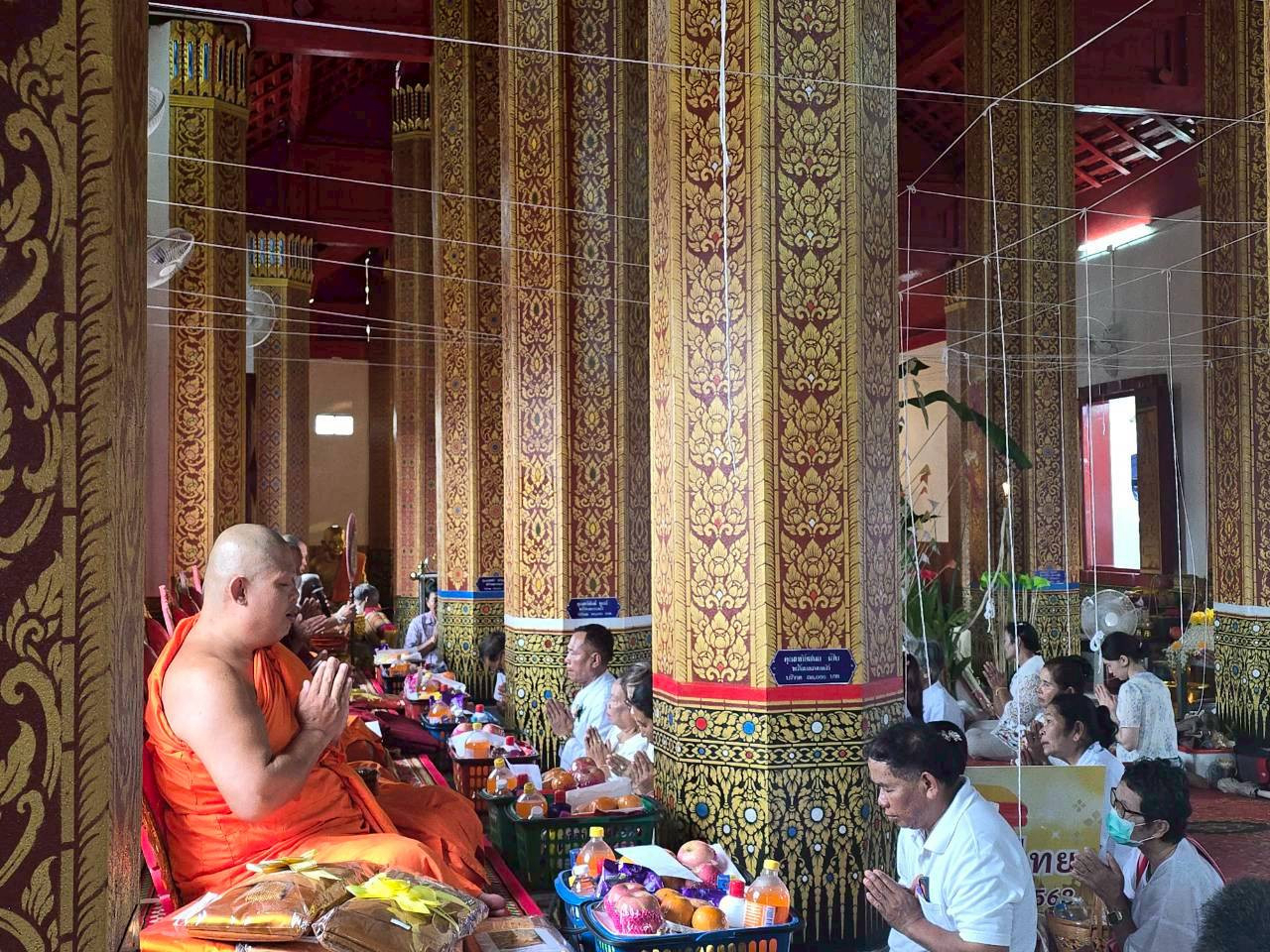 ภาพร่วมพิธีกรรมสำนักสงฆ์วัดพระธาตุจ๋อมสะหลีหมอกแก้ว