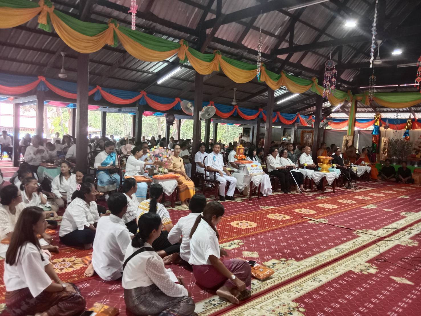 ภาพร่วมพิธีกรรมวัดวังกระสูบ