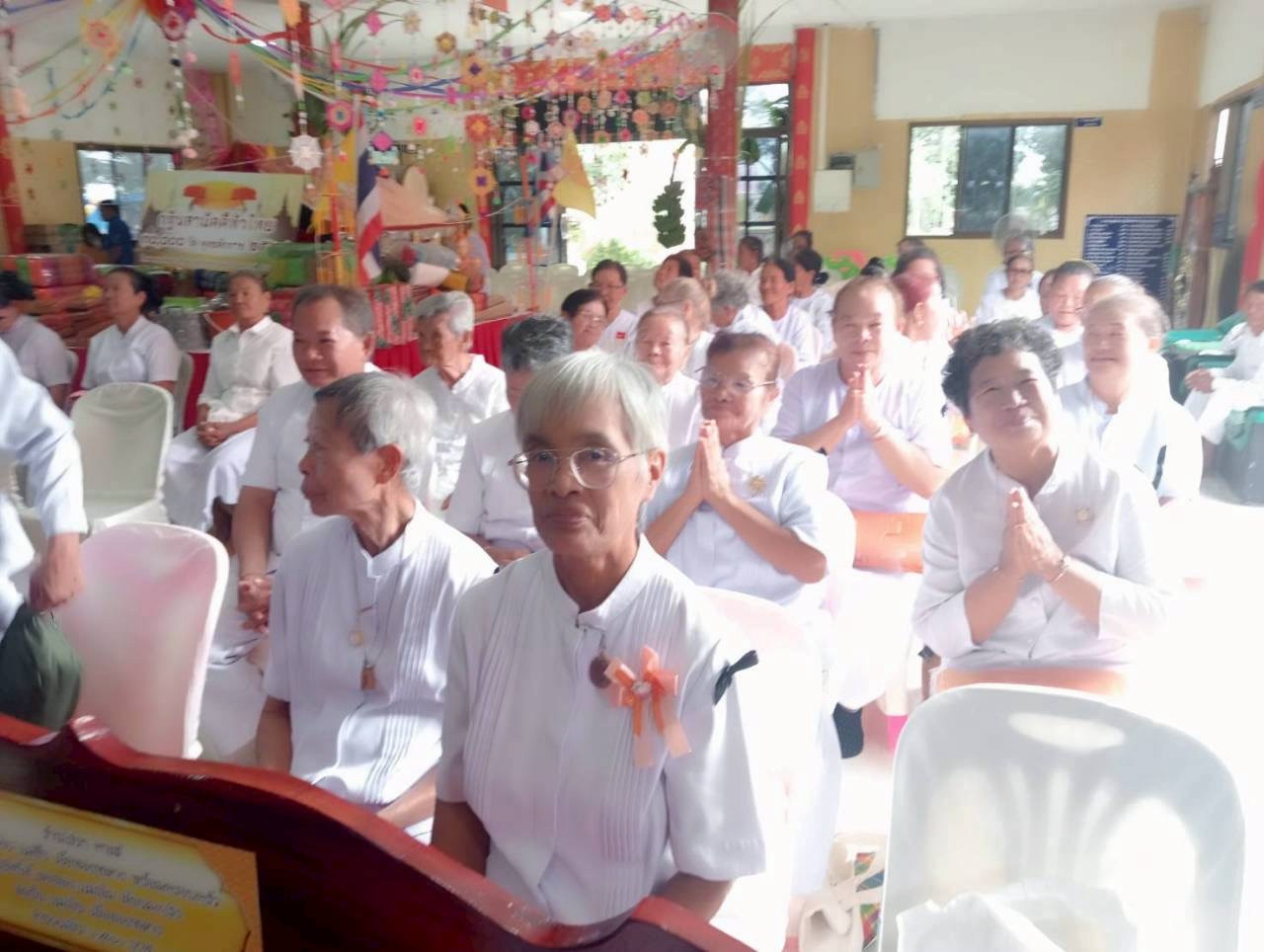 ภาพร่วมพิธีกรรมวัดปางไม้