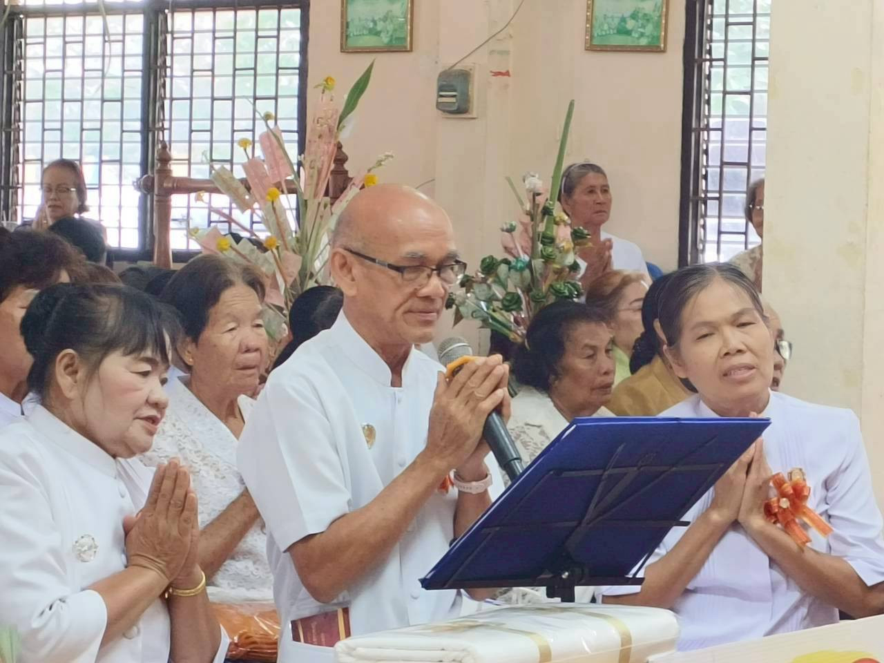 ภาพกล่าวคำถวายกฐินวัดป่าศรีสว่างพัฒนาราม