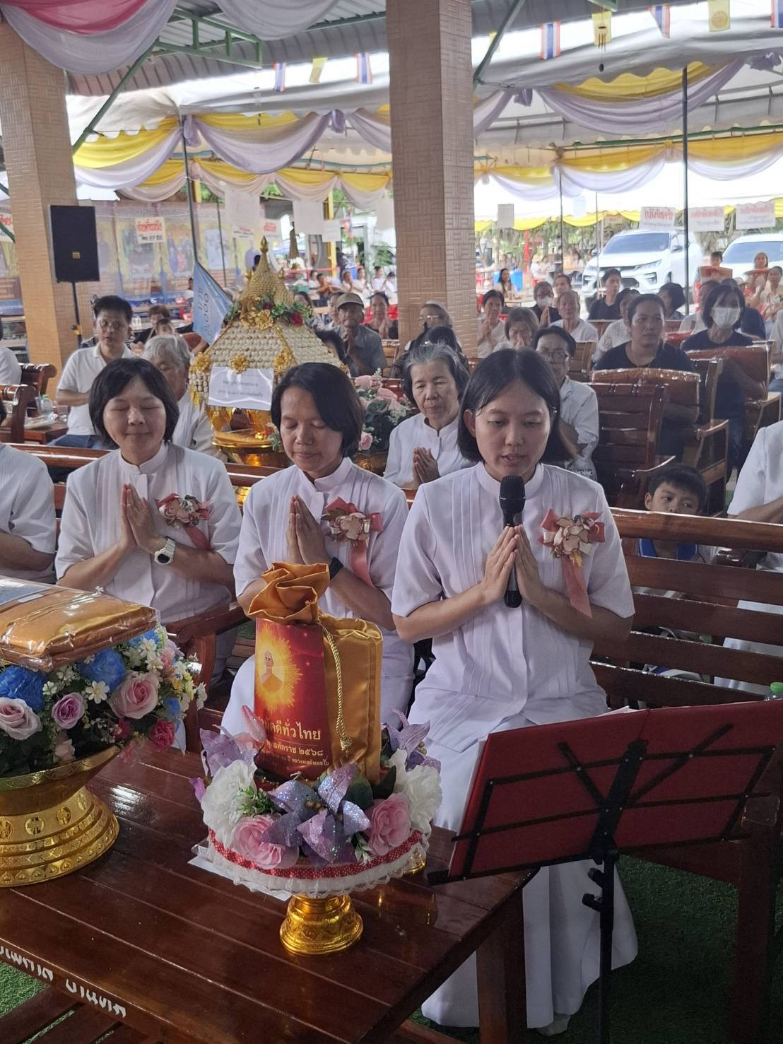 ภาพกล่าวคำถวายกฐินวัดบางกระพ้อ