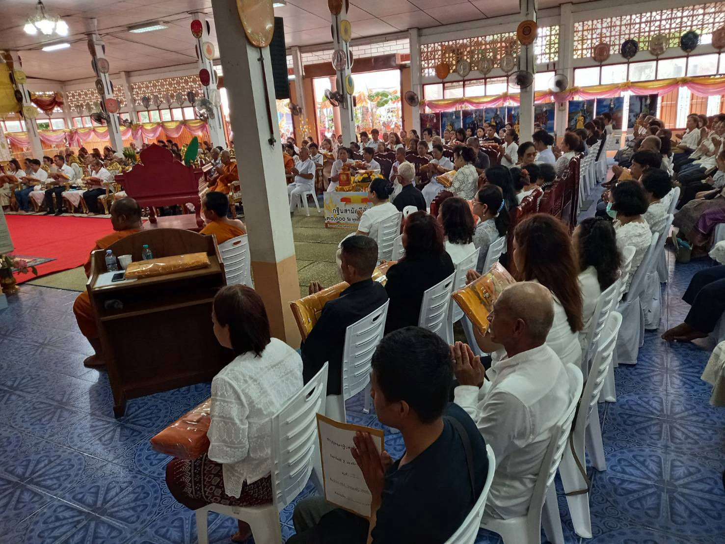 ภาพร่วมพิธีกรรมวัดท่าสูง