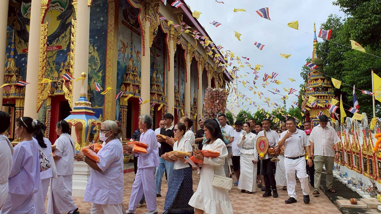 ภาพร่วมพิธีกรรมวัดโพธิ์ศรีสุขาราม (โพธิ์เลี้ยว)