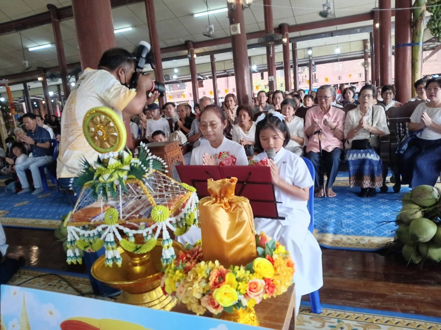 ภาพกล่าวคำถวายกฐินวัดเกาะ