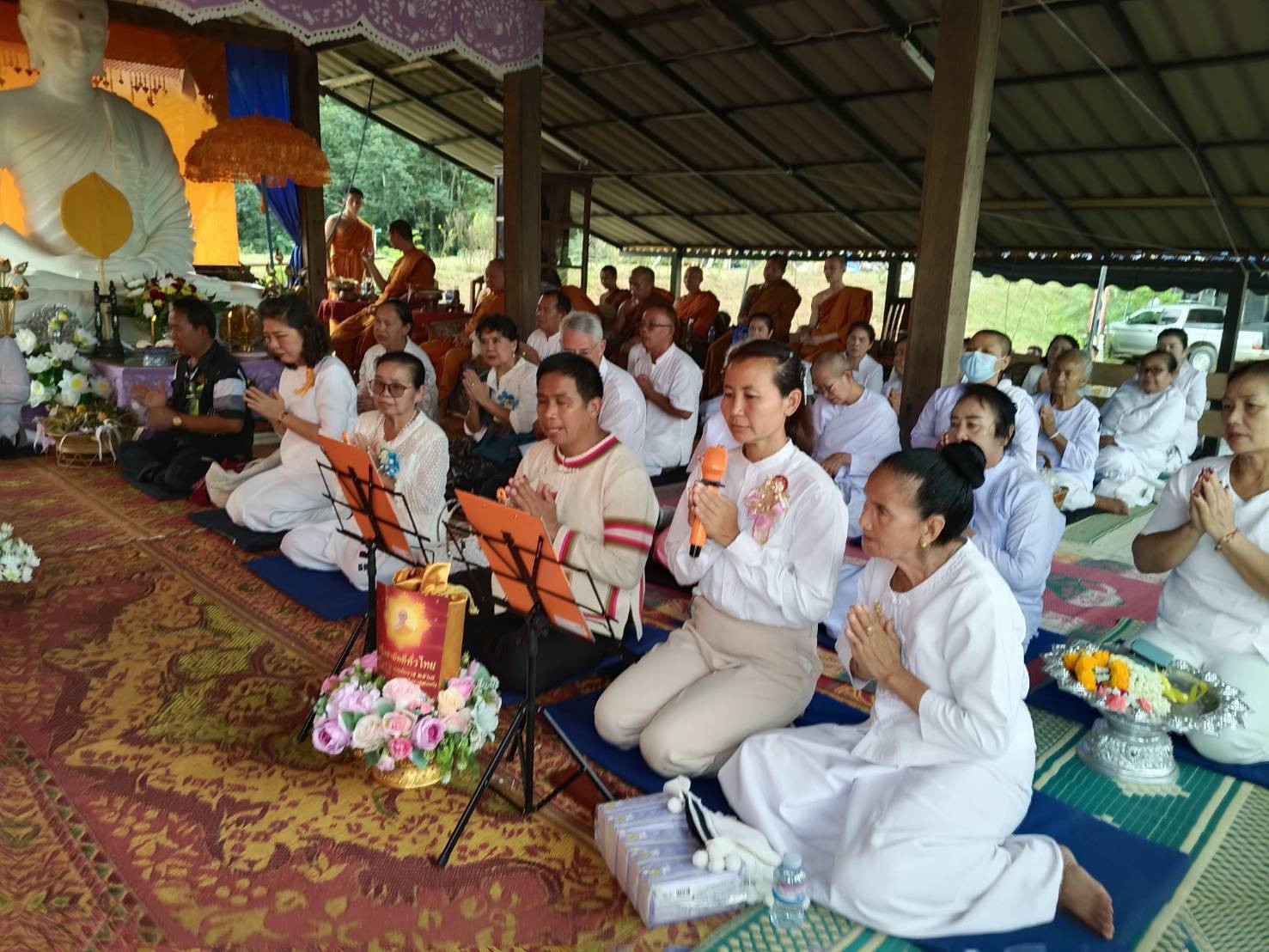 ภาพกล่าวคำถวายกฐินที่พักสงฆ์ศูนย์ปฏิบัติธรรมพุทธมณฑล