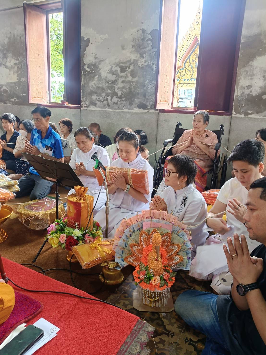 ภาพร่วมพิธีกรรมวัดราษฎร์รังสรรค์