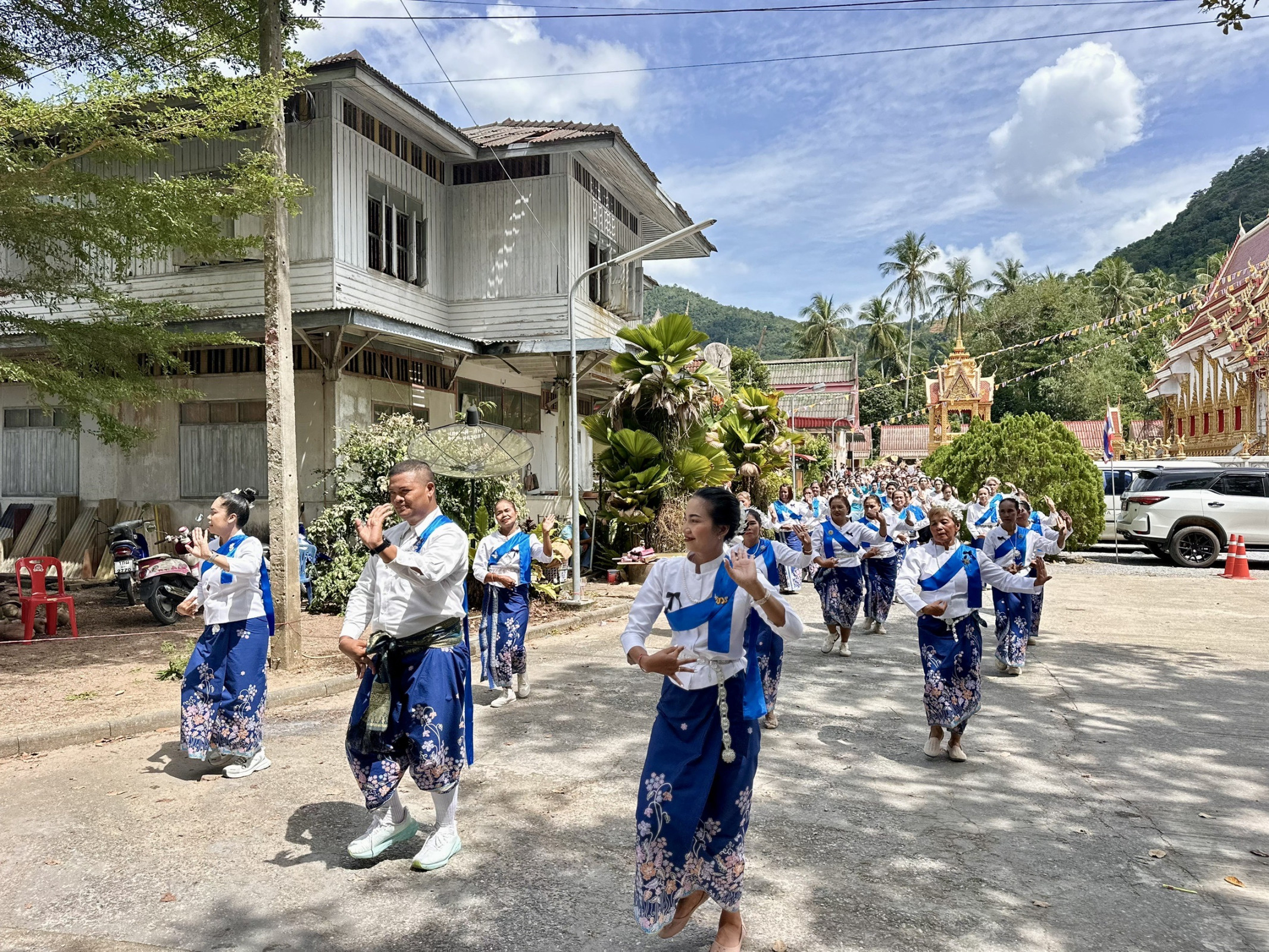 ภาพร่วมพิธีกรรมวัดวงกตบรรพต