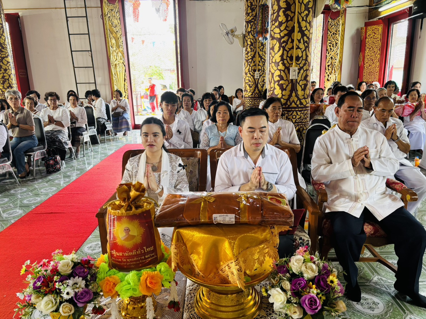 ภาพร่วมพิธีกรรมวัดวังหงส์ใต้