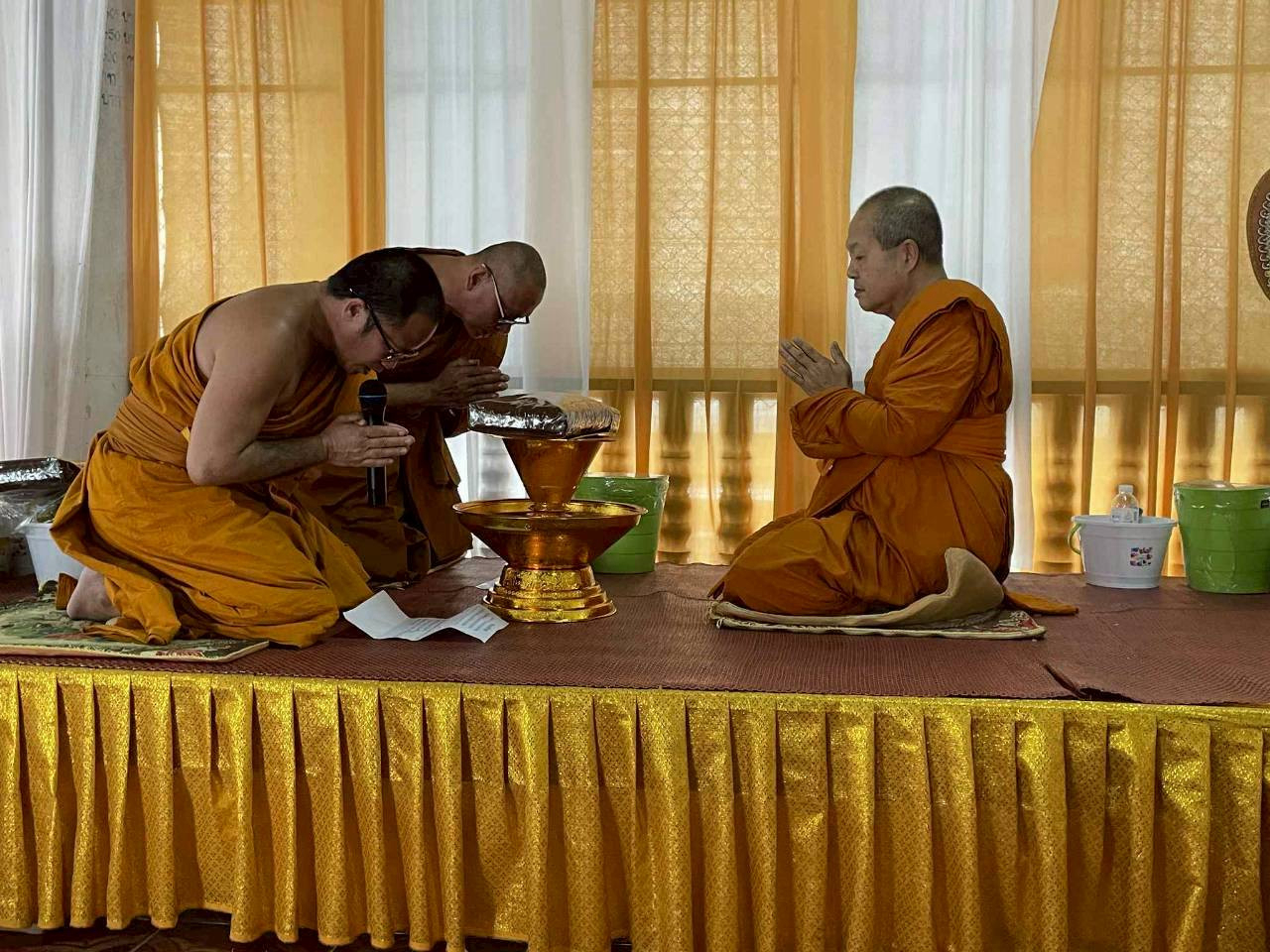 ภาพร่วมพิธีกรรมวัดหนองเชียงคา