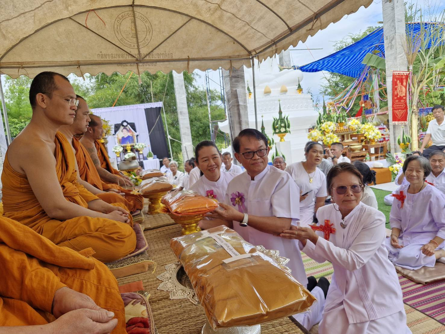 ภาพร่วมพิธีกรรมวัดวิลัยวนาราม