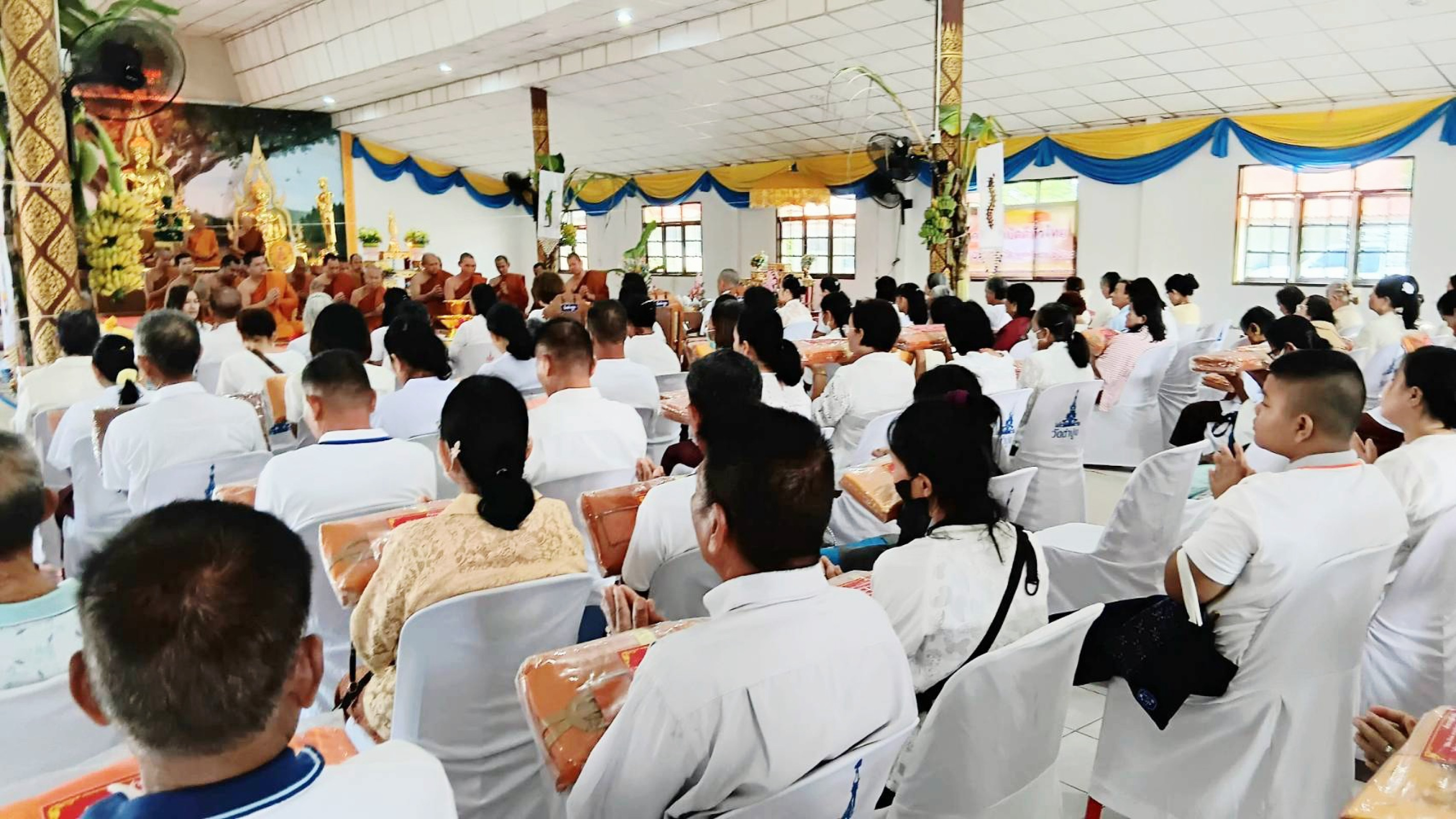 ภาพร่วมพิธีกรรมวัดตำปูง