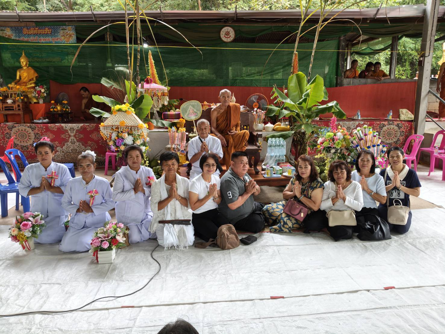 ภาพร่วมพิธีกรรมวัดถ้ำไทรทอง (ภูยิ้ม)