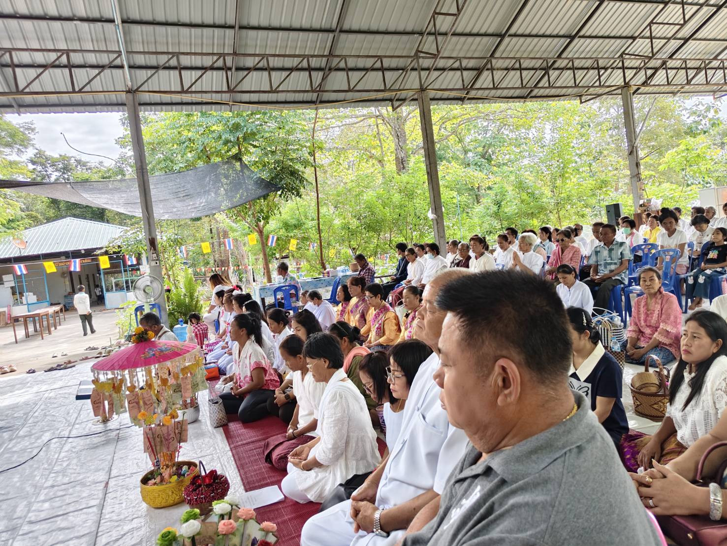 ภาพร่วมพิธีกรรมวัดถ้ำไทรทอง (ภูยิ้ม)