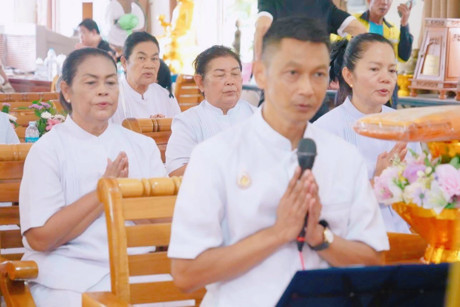 ภาพร่วมพิธีกรรมวัดสมบูรณาราม