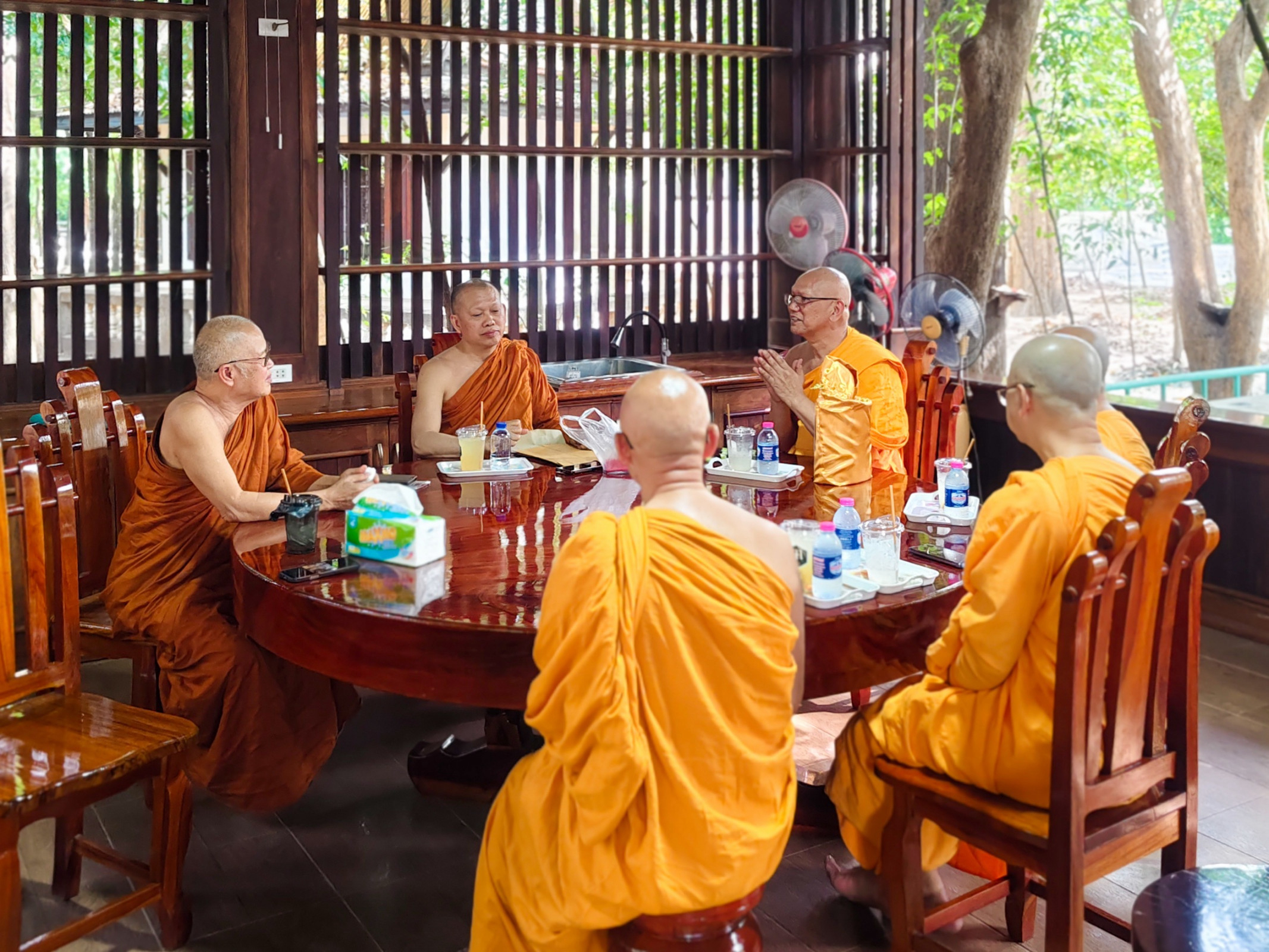 ภาพร่วมพิธีกรรมวัดยางขาว