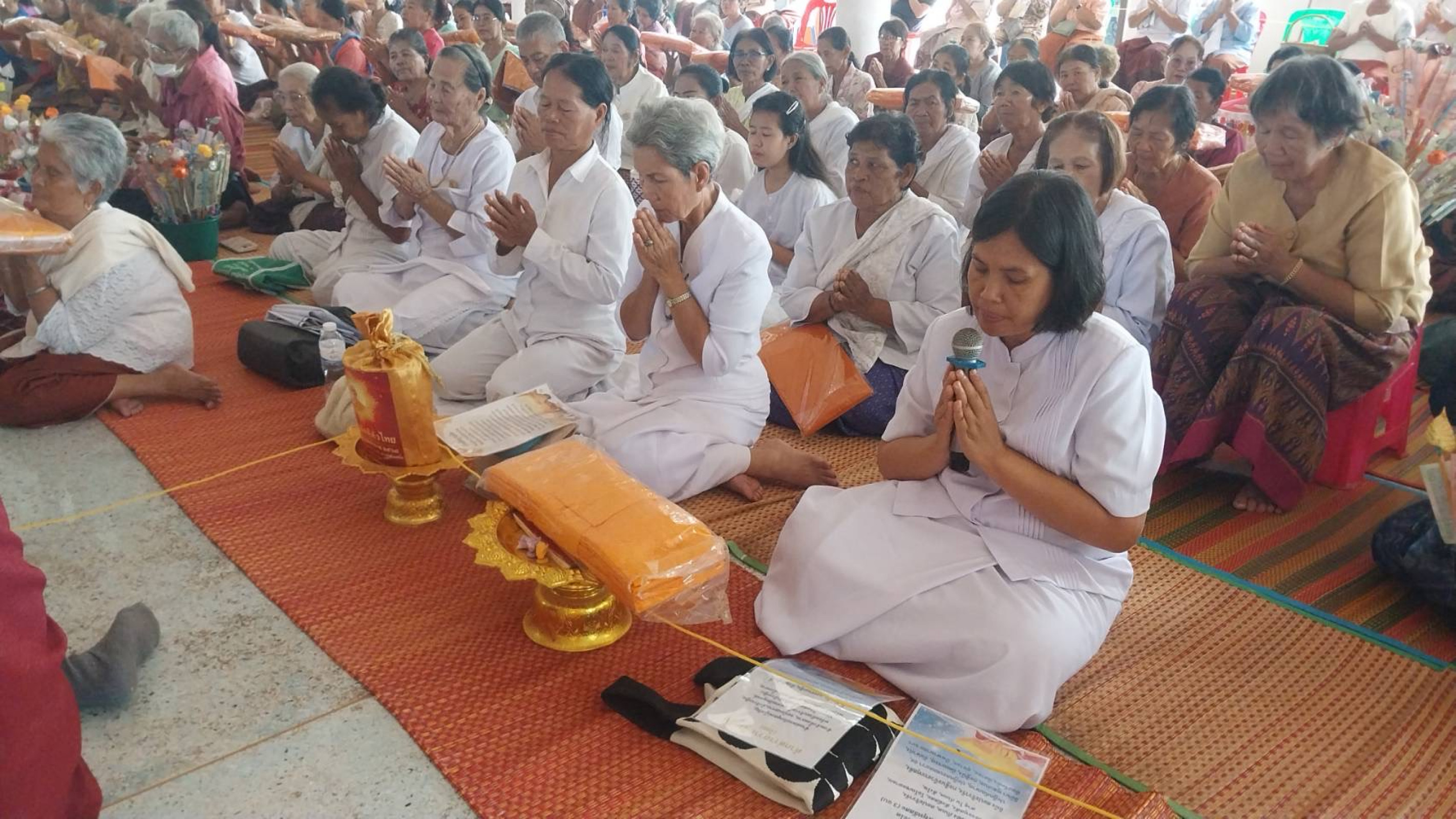 ภาพกล่าวคำถวายกฐินวัดเจริญศิลป์