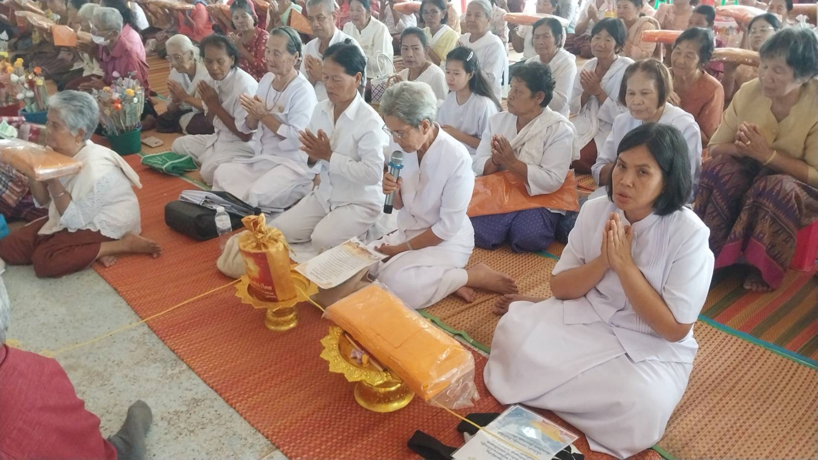 ภาพร่วมพิธีกรรมวัดเจริญศิลป์