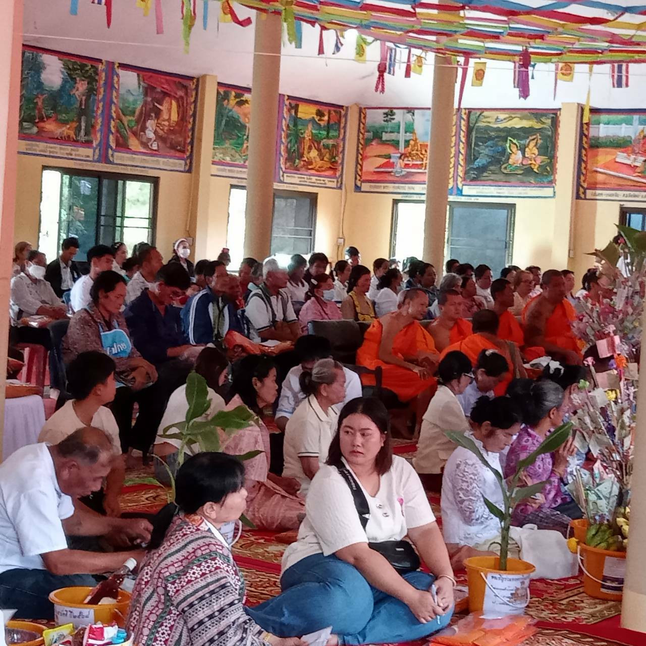 ภาพร่วมพิธีกรรมสำนักสงฆ์หนองรางช้าง