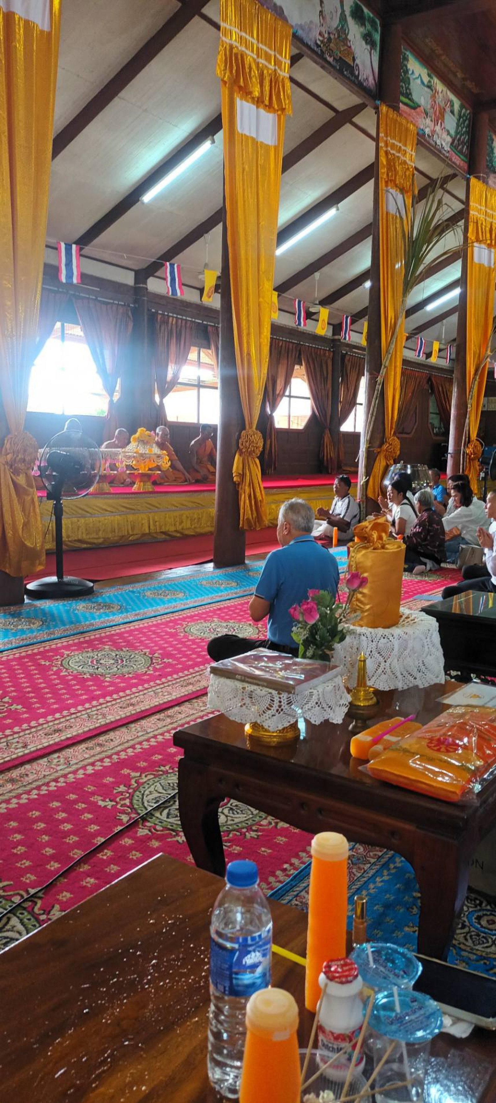 ภาพร่วมพิธีกรรมวัดบ้านด่าน