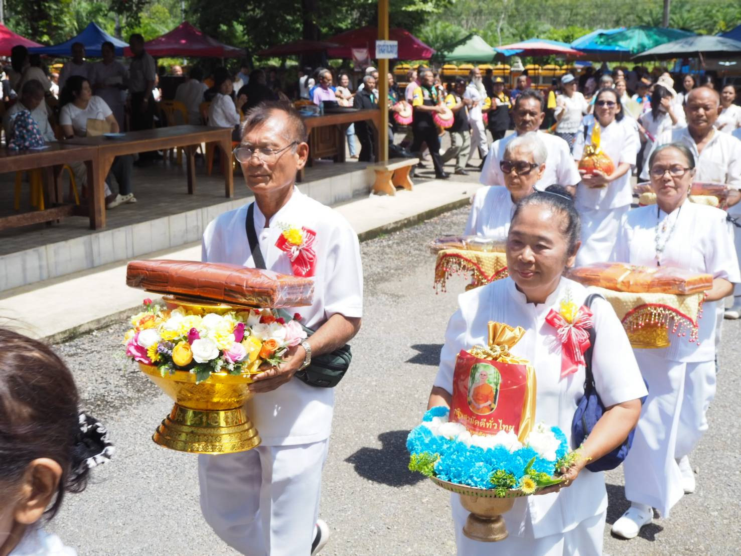 ภาพร่วมขบวนกฐินวัดทุ่งขมิ้น