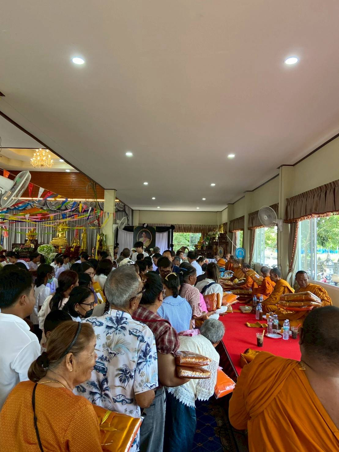 ภาพร่วมพิธีกรรมวัดสำโรงราษฏร์สามัคคี