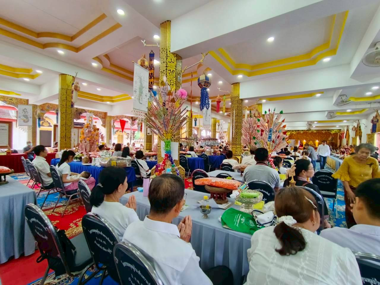 ภาพร่วมพิธีกรรมวัดสันป่าเลียง