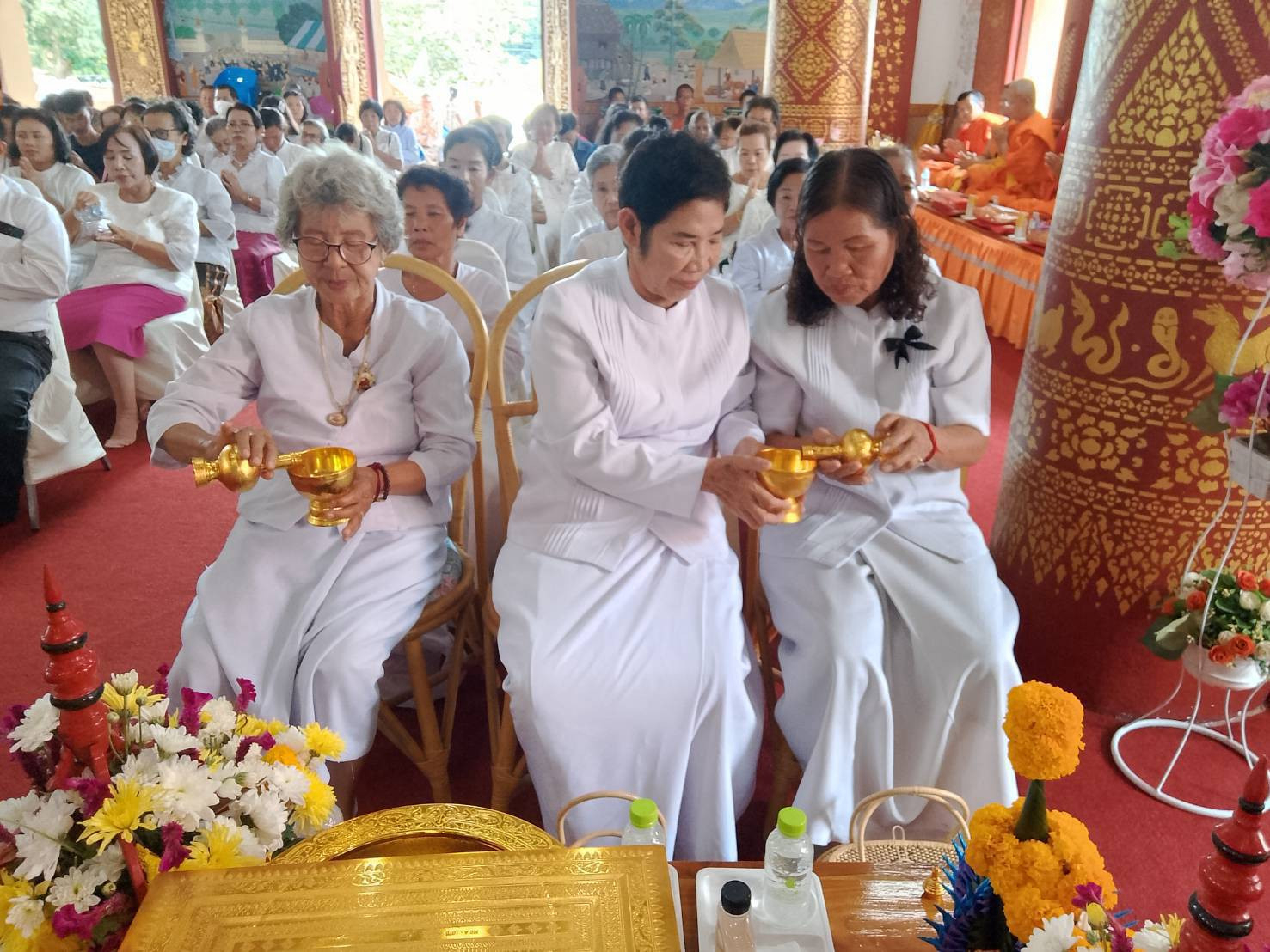 ภาพร่วมพิธีกรรมวัดบ้านร้อง