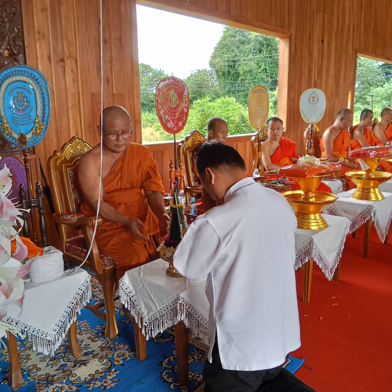 ภาพร่วมพิธีกรรมวัดร่องกอก