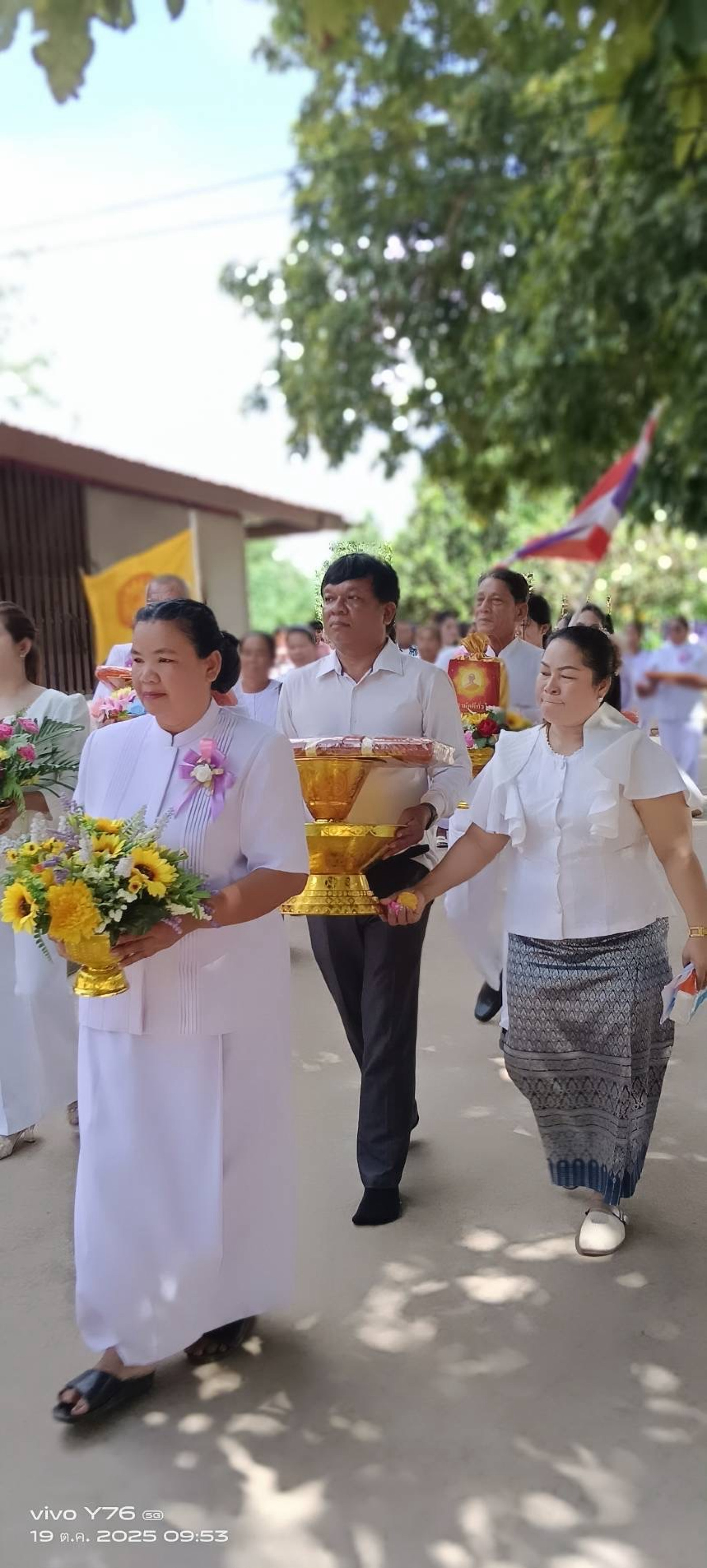 ภาพร่วมพิธีกรรมวัดบ้านหนองใหญ่