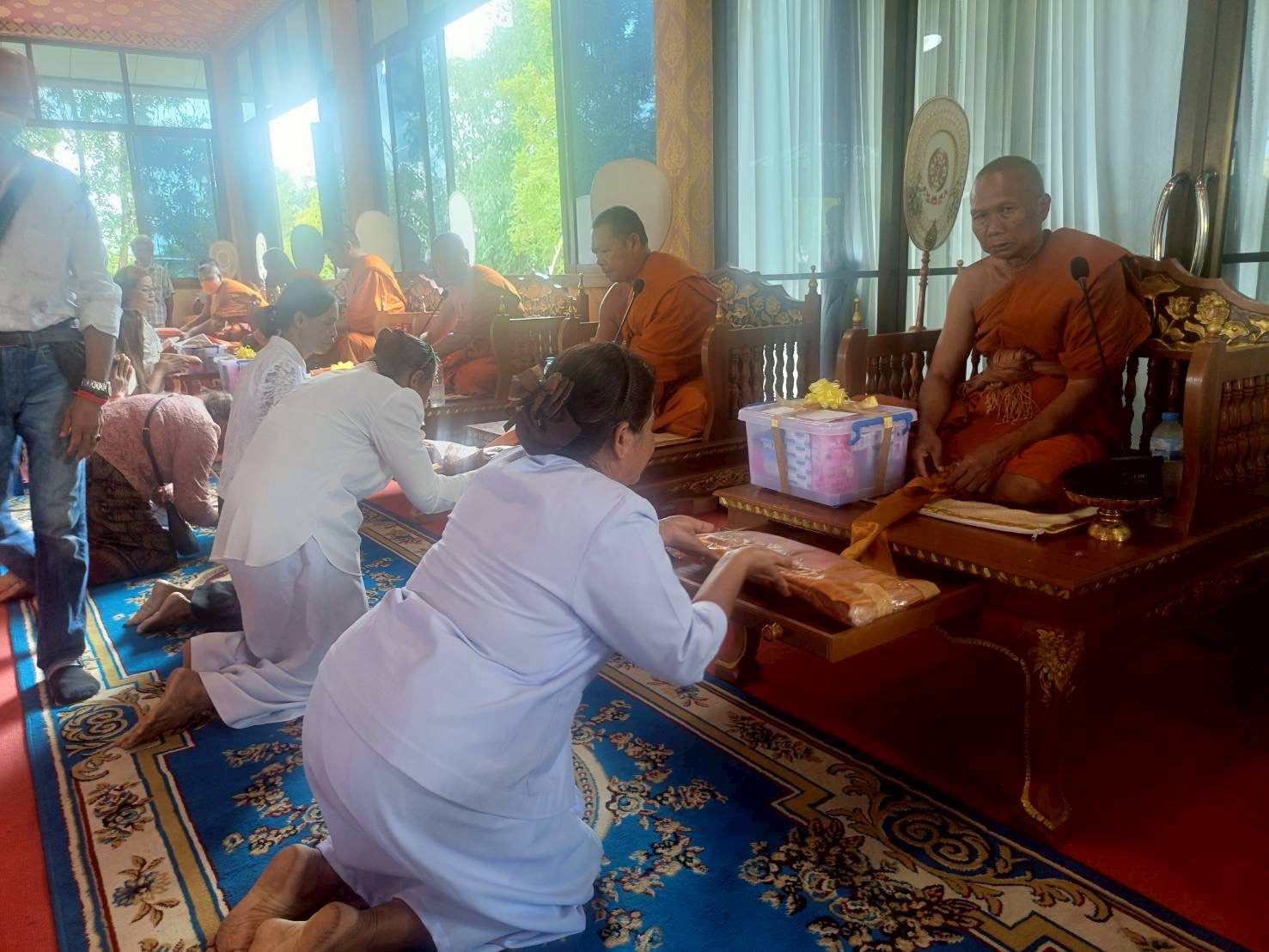 ภาพร่วมพิธีกรรมวัดหนองยายเทียม