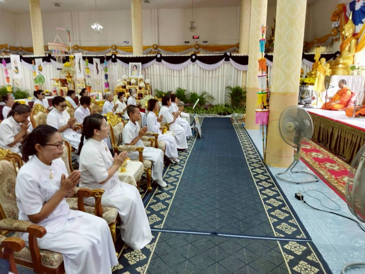 ภาพร่วมพิธีกรรมวัดปัจฉิมทัศน์